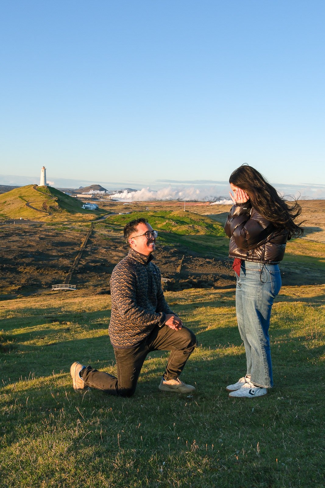 reykjanes-engagement-couple-2.jpg