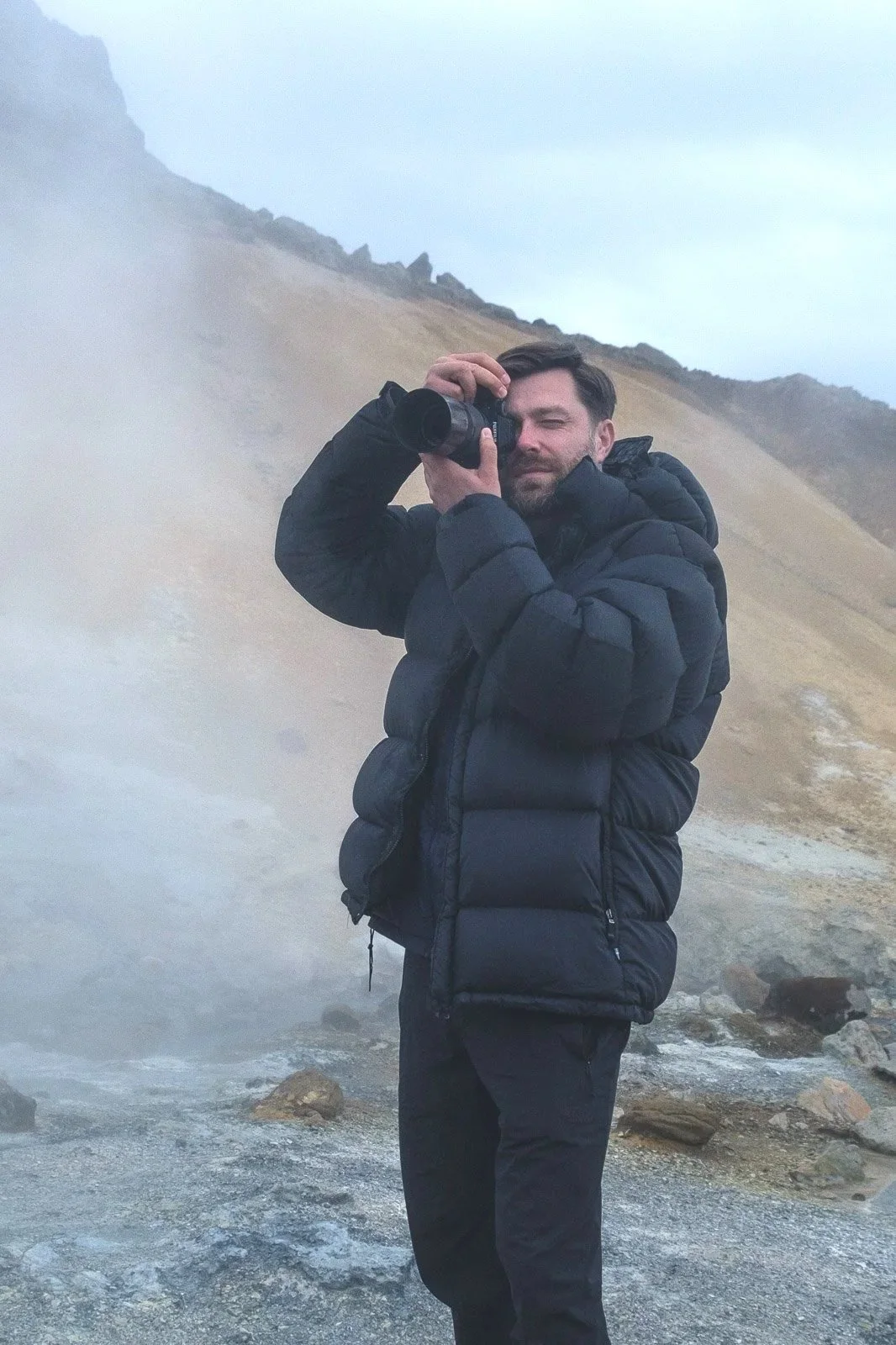 photographer-iceland-hot-steam-private-tour