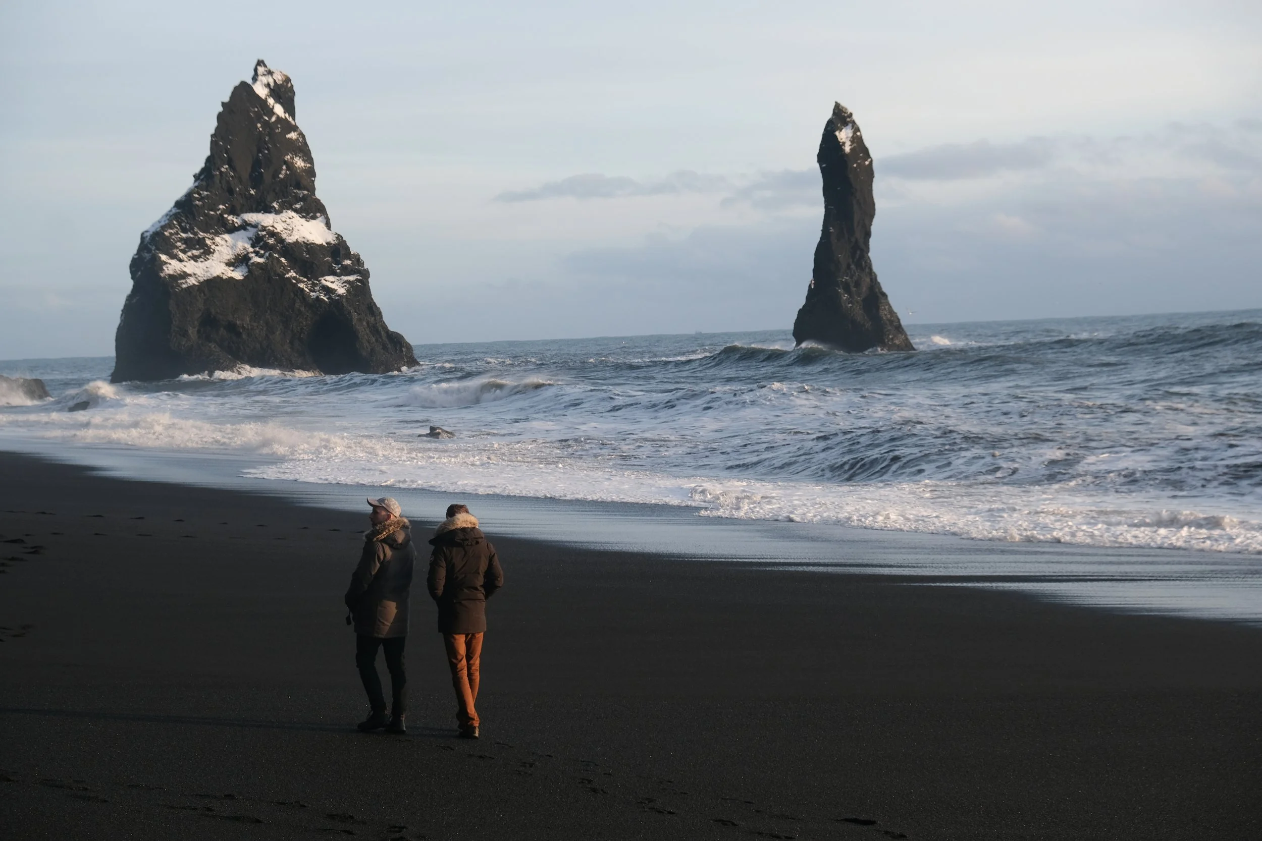 People walking the coast of reykjanes