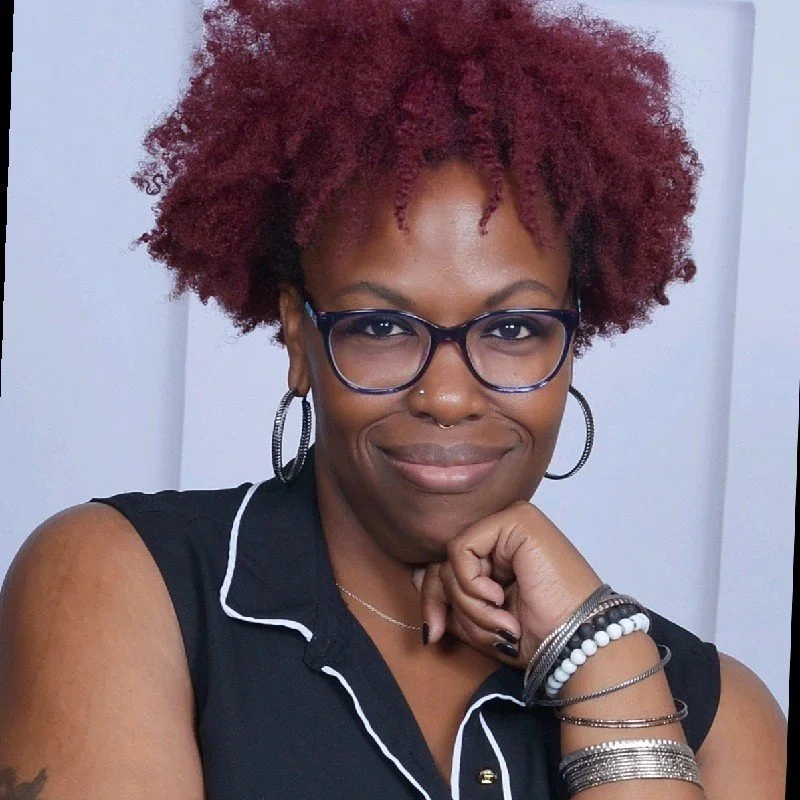 Angel Truesdale headshot