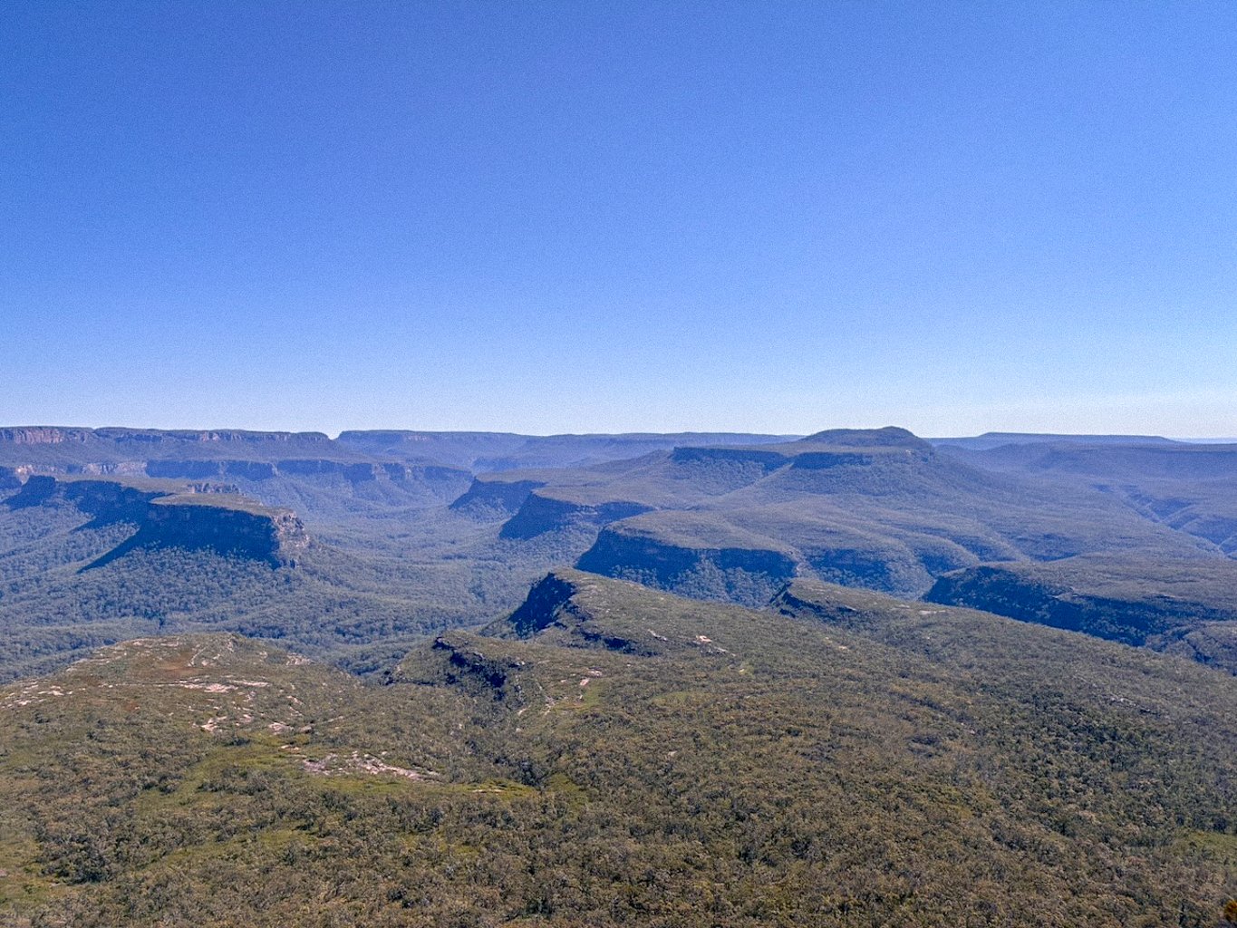 Nature Club - Hike Guide; Pigeon House Mountain, Morton National Park, NSW, Australia