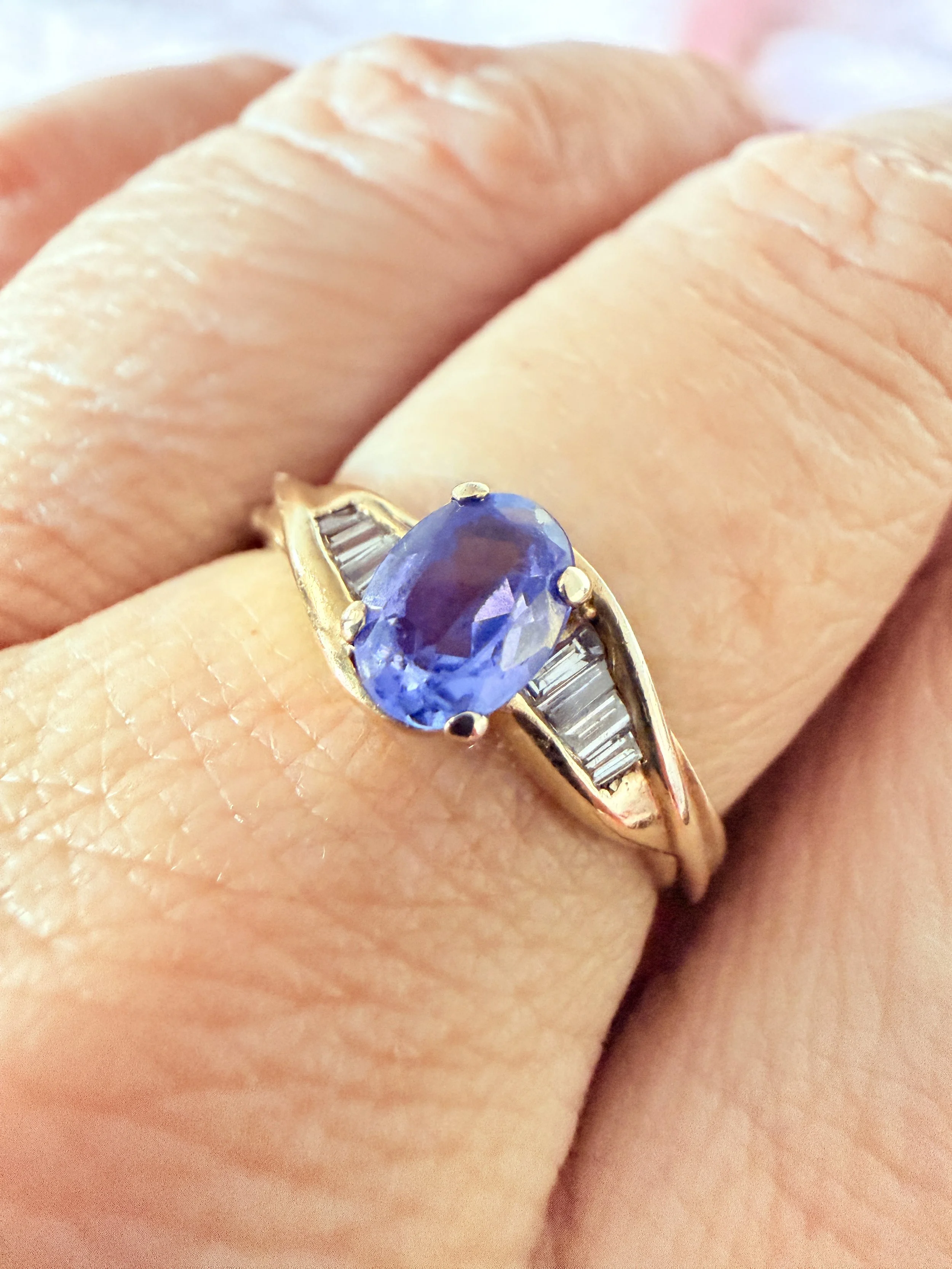 Vintage tanzanite and diamond ring
