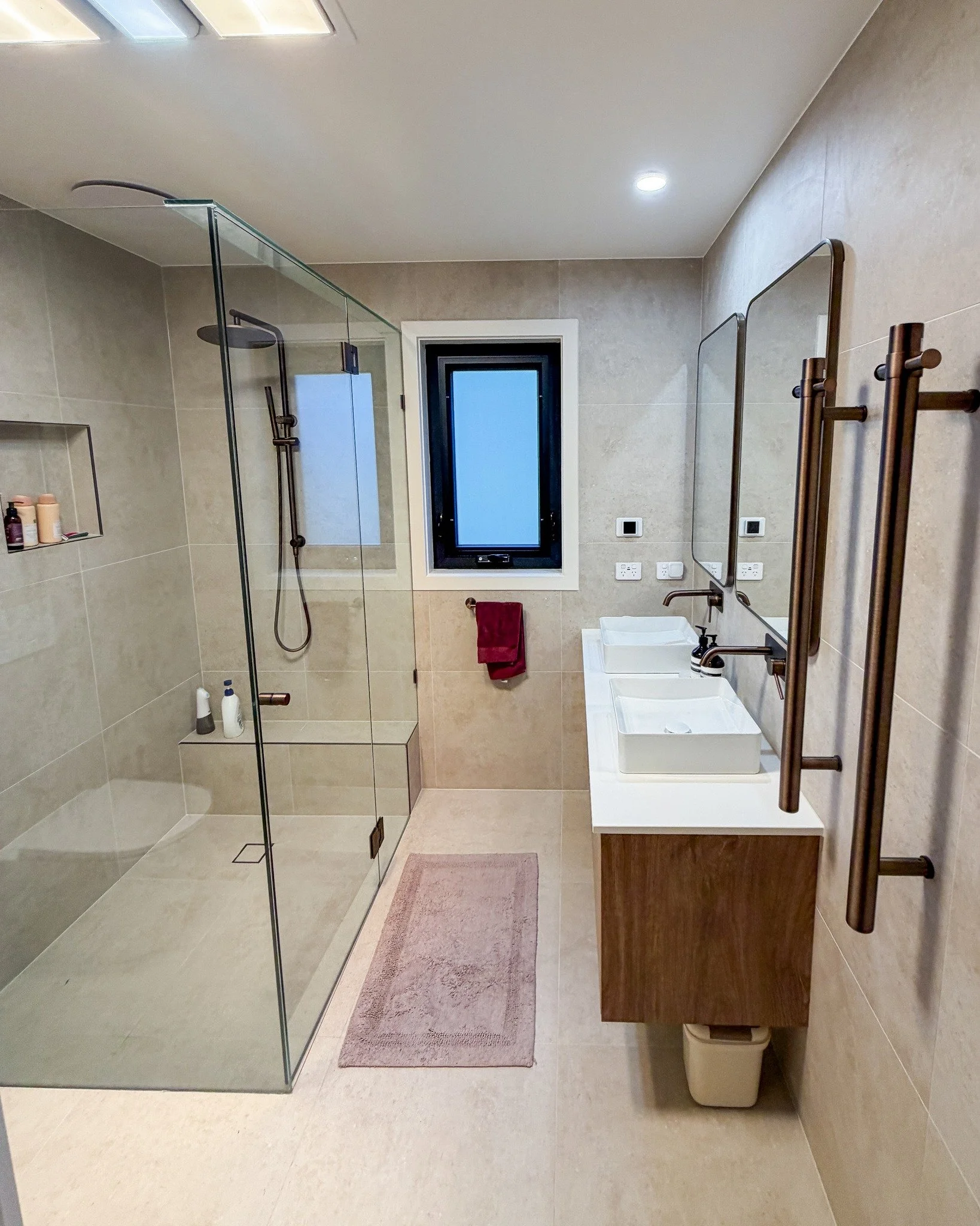 You wouldn't even know this is the same room! We're stoked to deliver this ensuite glow-up for our client in Nicholls 🛠️✨

Swipe across to see the before photo ➡

#canberrabuilder #canberracarpentry #canberralocalbusiness #bathroomrenovation