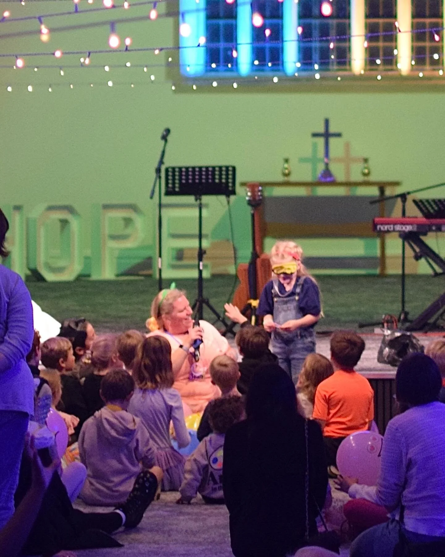 We're looking forward to restarting our children's and youth activities this term! 
We have groups for children and youth at our 10am Beacon service as well as youth at 6.30pm. 
Our midweek groups (Little Sheep, Frog, Fish and Beacon Youth) all start