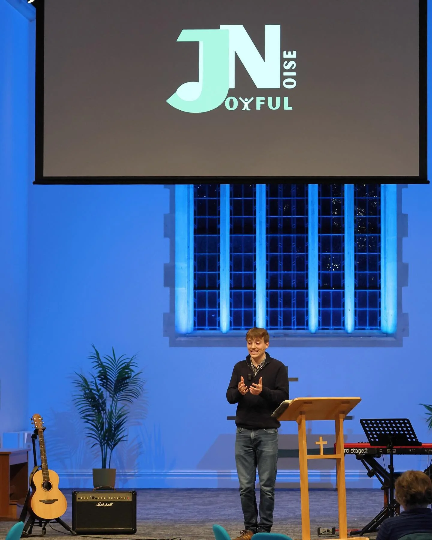 JOYFUL NOISE Worship Course 
We had a great evening as Toby kicked off a brand new worship course, with sessions designed to develop our understanding of what worship is, why we worship - individually and collectively, as well as practical workshops 