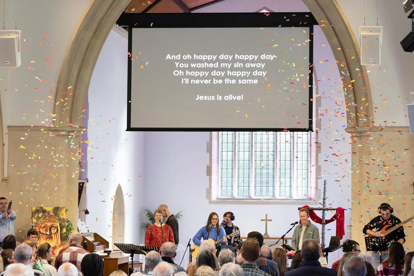 We're still thinking about last Sunday!🤩 And we get to gather again THIS SUNDAY at 10am - we can't wait to see you! 

*Please note, there's no 8.30am Rise service this week. Join us at 10am instead. 🙂