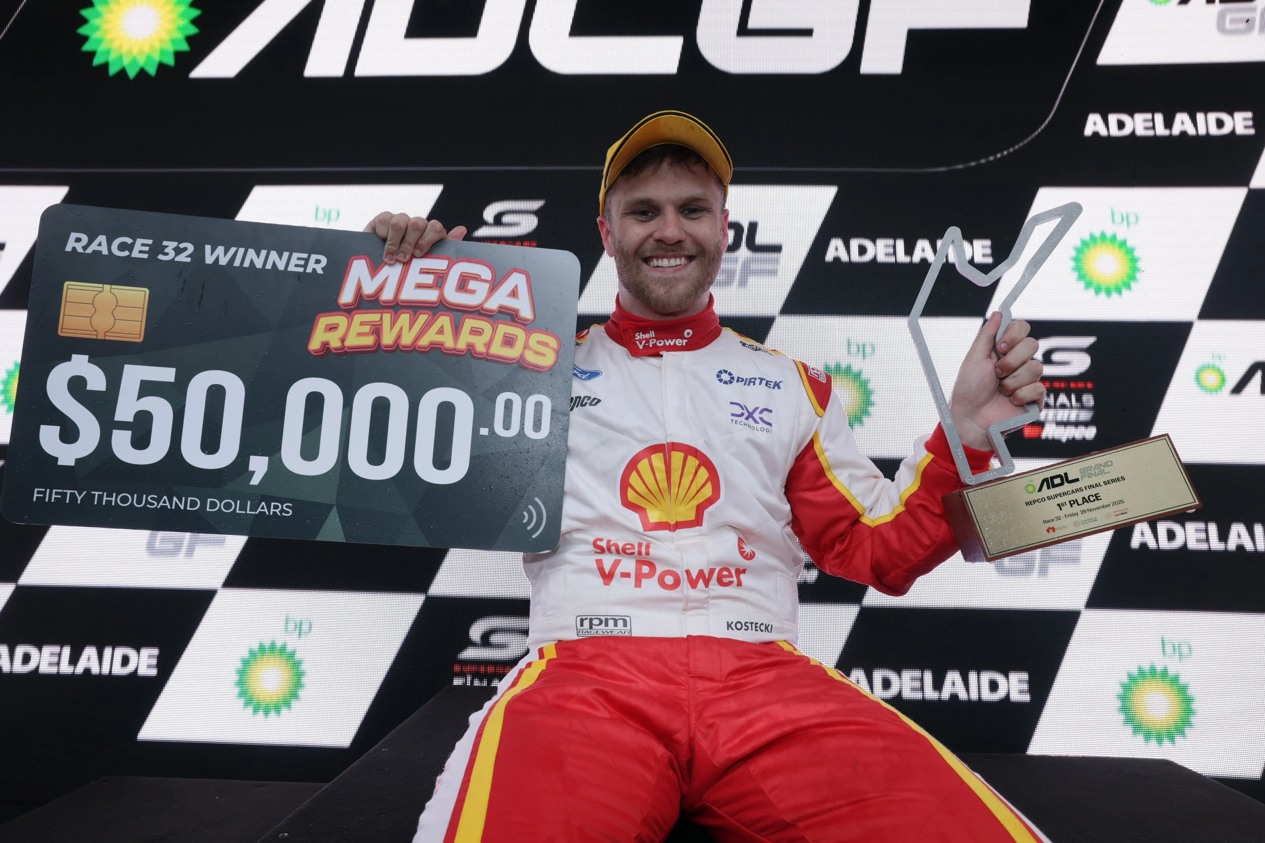 Kostecki Wins, Mostert Cuts Championship Lead