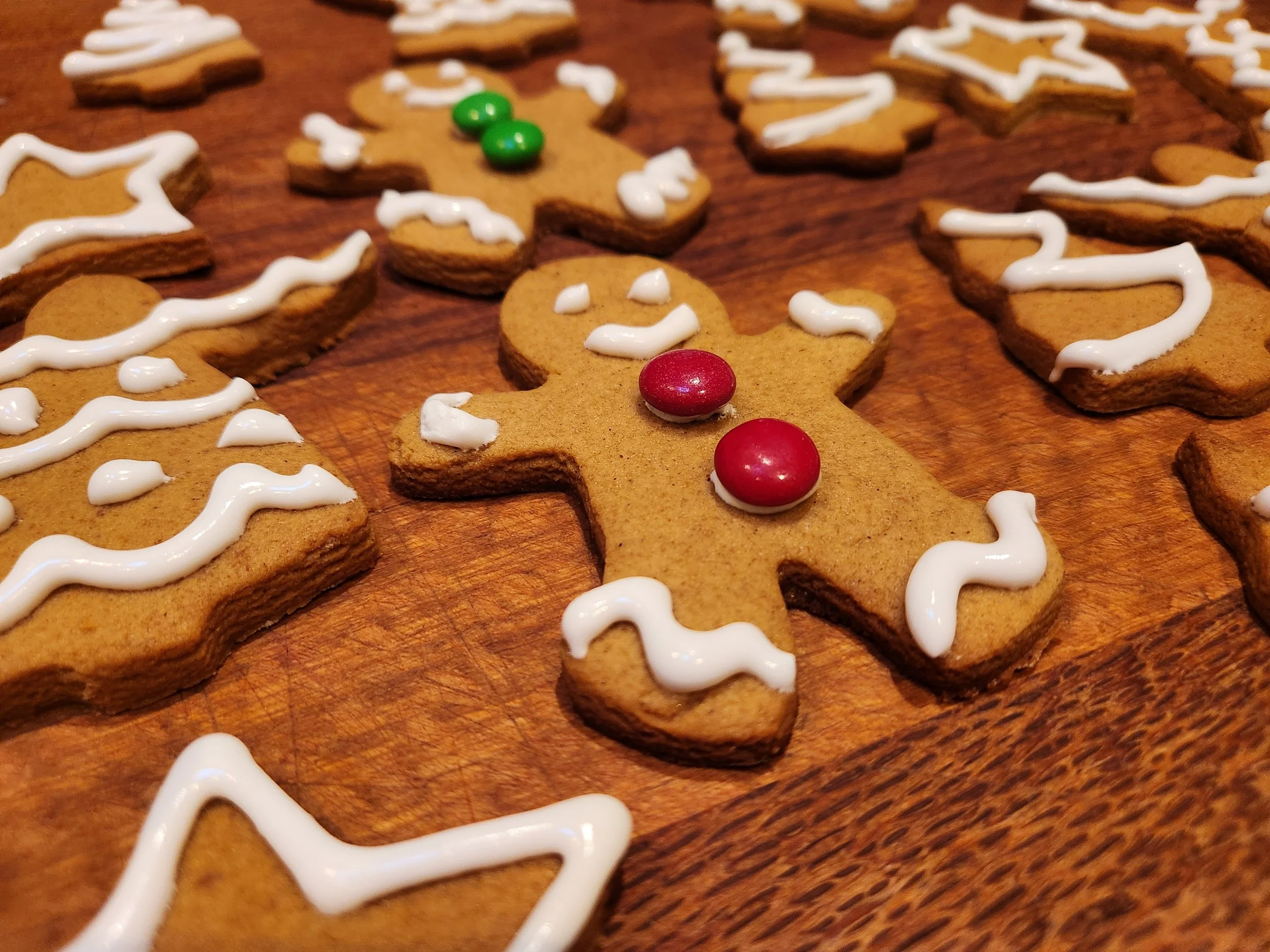 Recipe: Best Gingerbread Cookies (+ icing recipe)