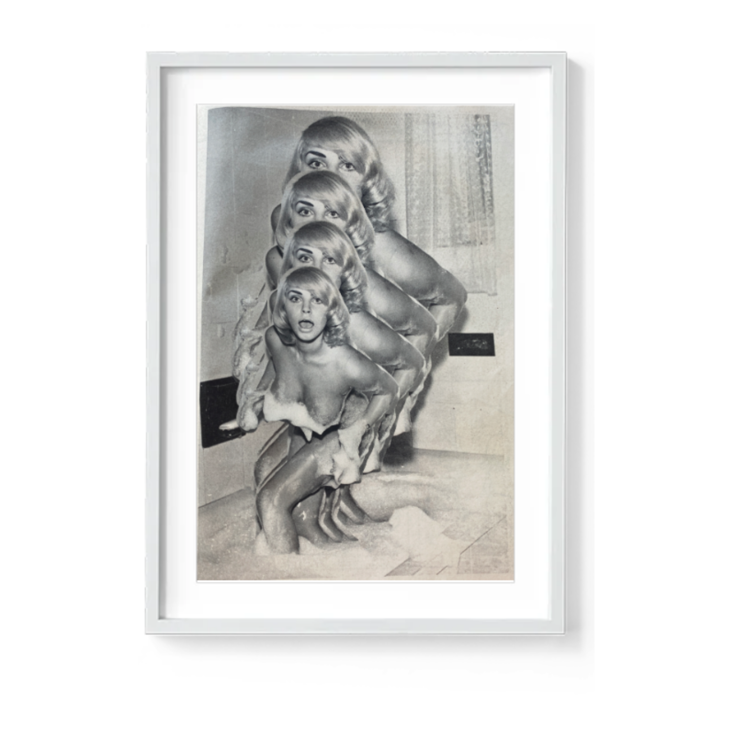 Suds (bw) - White frame with border.png