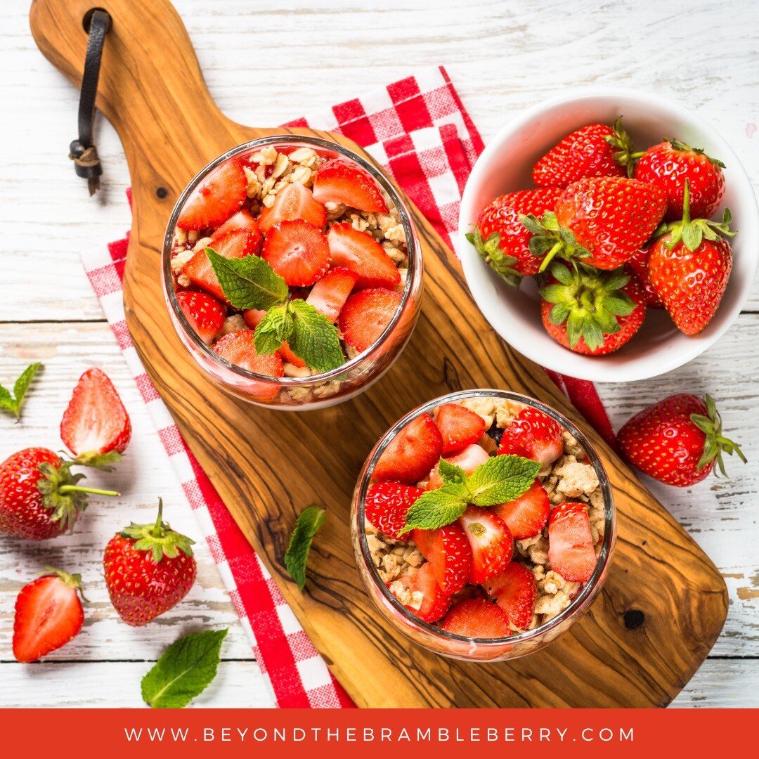 Spring is here, and we are in the mood for strawberries! In this recipe, fresh strawberries and Greek yogurt are topped with our easy muesli and a drizzle of honey to create a healthy, high-protein, Mediterranean diet-approved breakfast or snack. It 