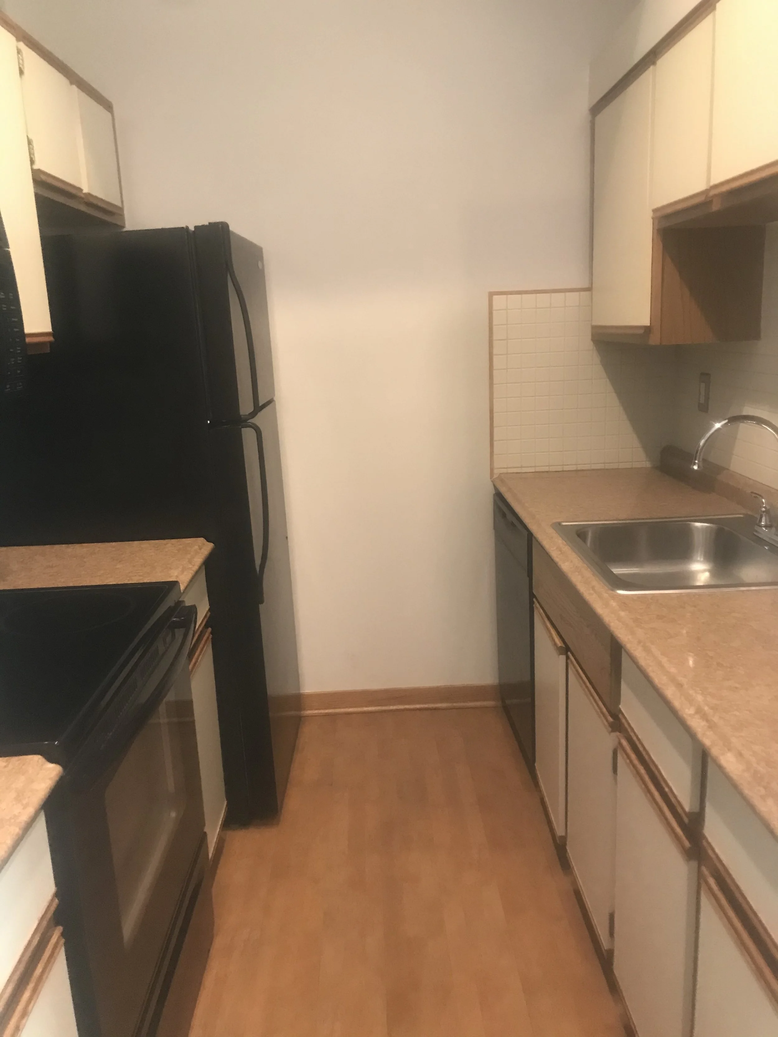 206 S. Ashley #3 kitchen (2).jpg