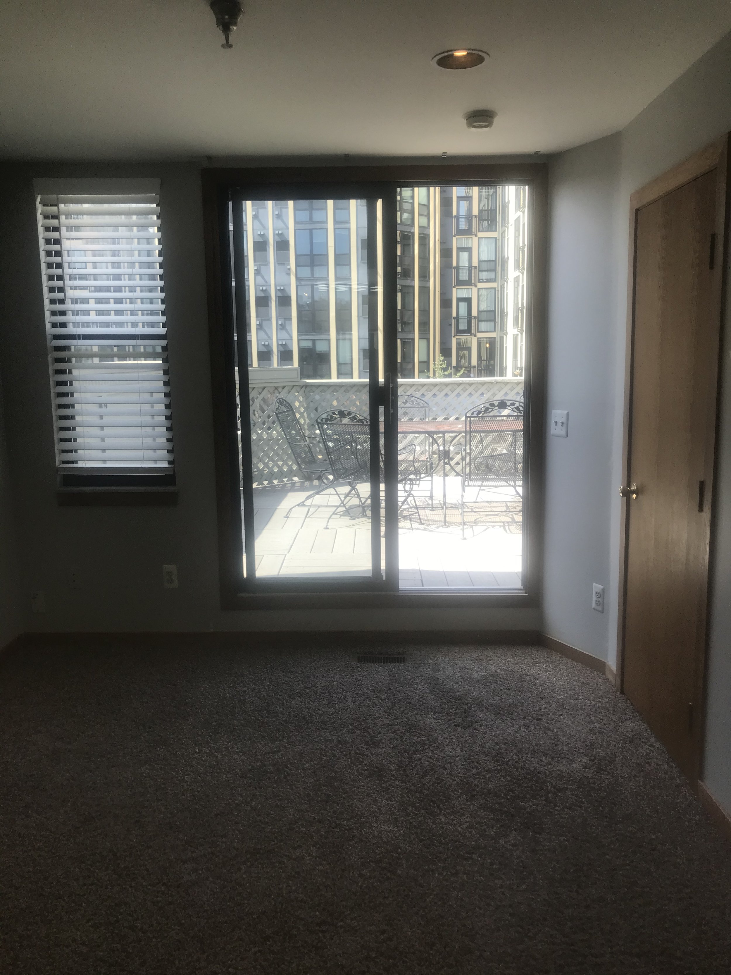 206 S. Ashley #3 upstairs bedroom.jpg