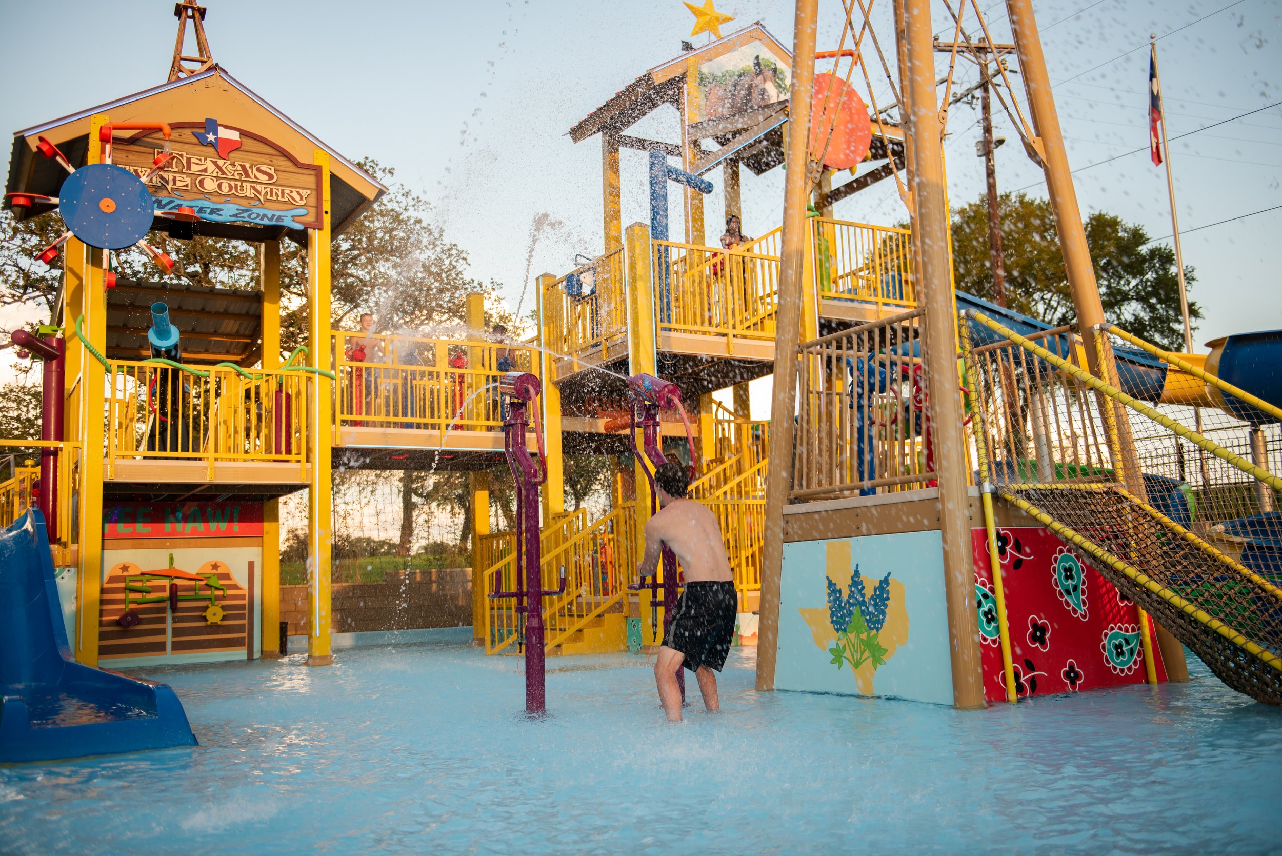 Jellystone.clubwet.FredricksbergTX_38.jpg
