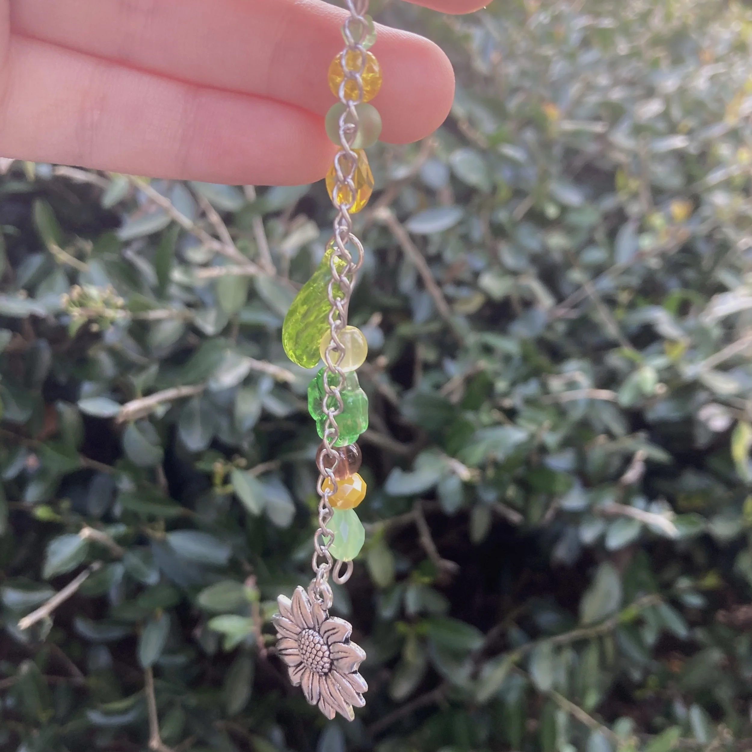Garden_Beaded_Phone_Charms_sunflower.JPG