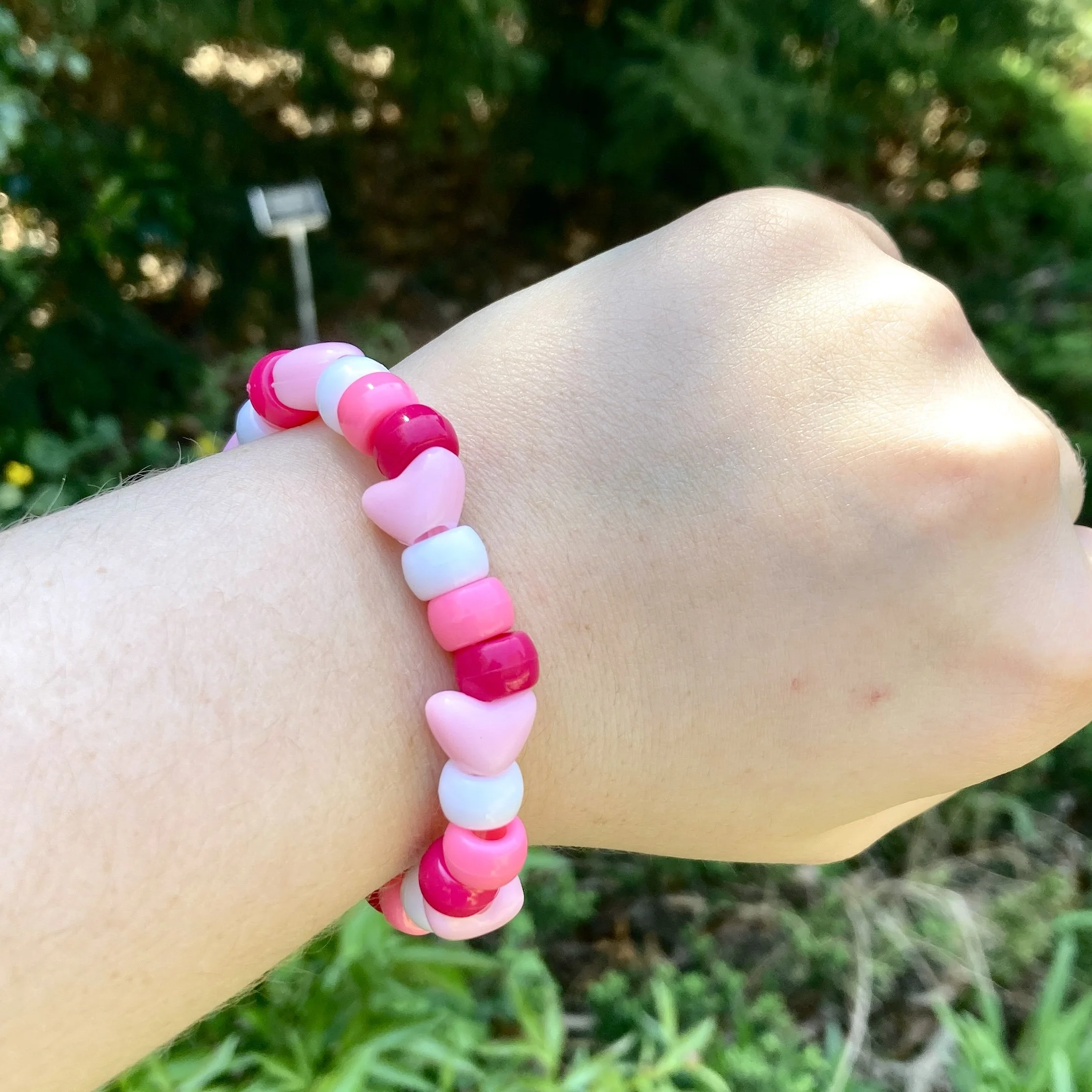 Ombre_Pony_Bead_Elastic_Bracelets_pink_1.JPG