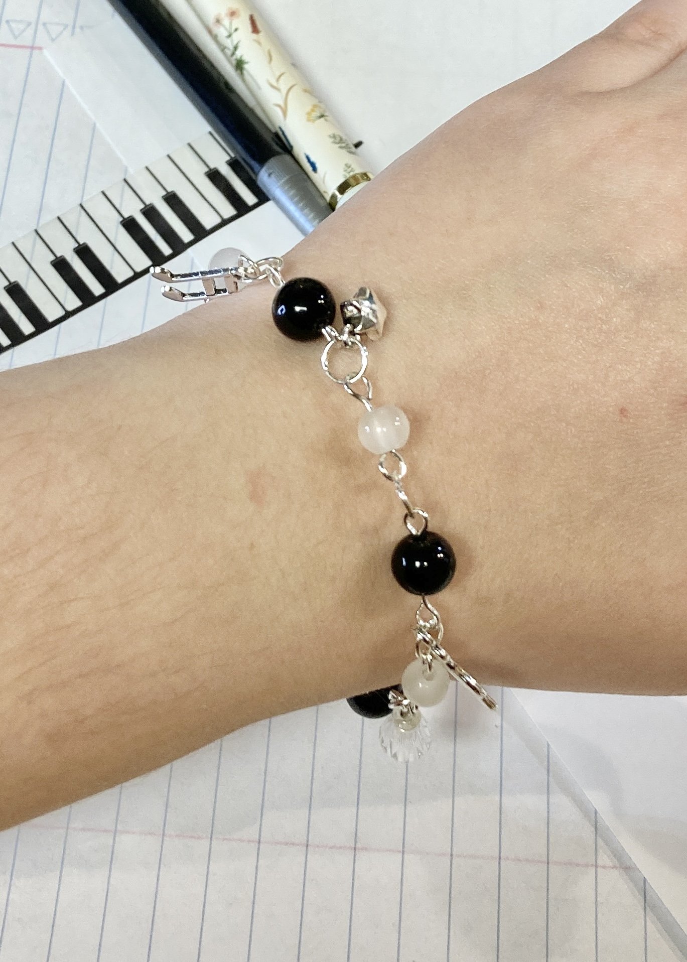 Piano_Keys_Bracelet_on_hand.JPG