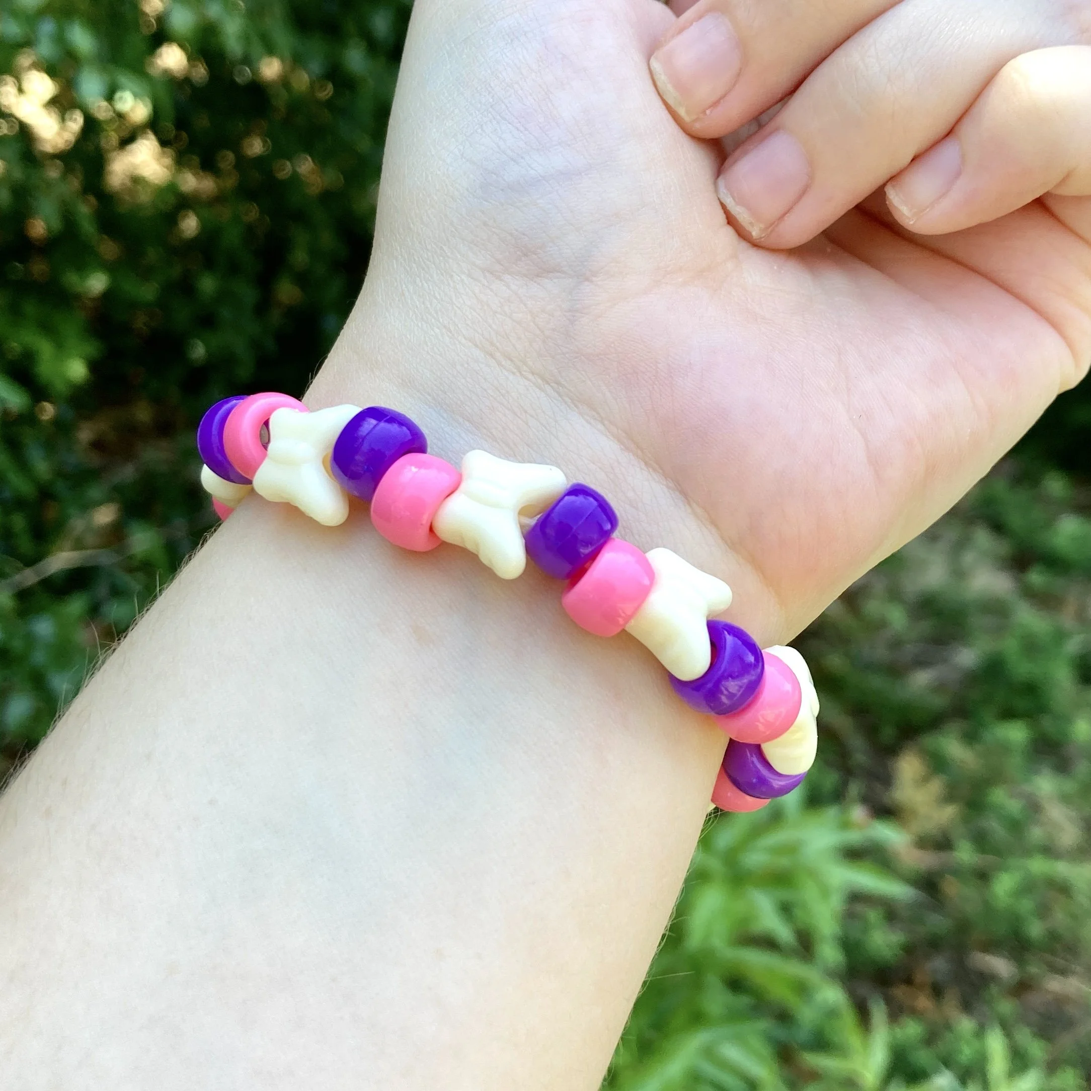 Pink_&_Purple_Butterfly_Pony_Bead_Elastic_Bracelet_3.JPG