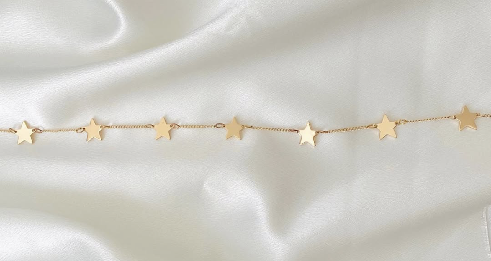 The Gold Reach For The Stars Choker.png