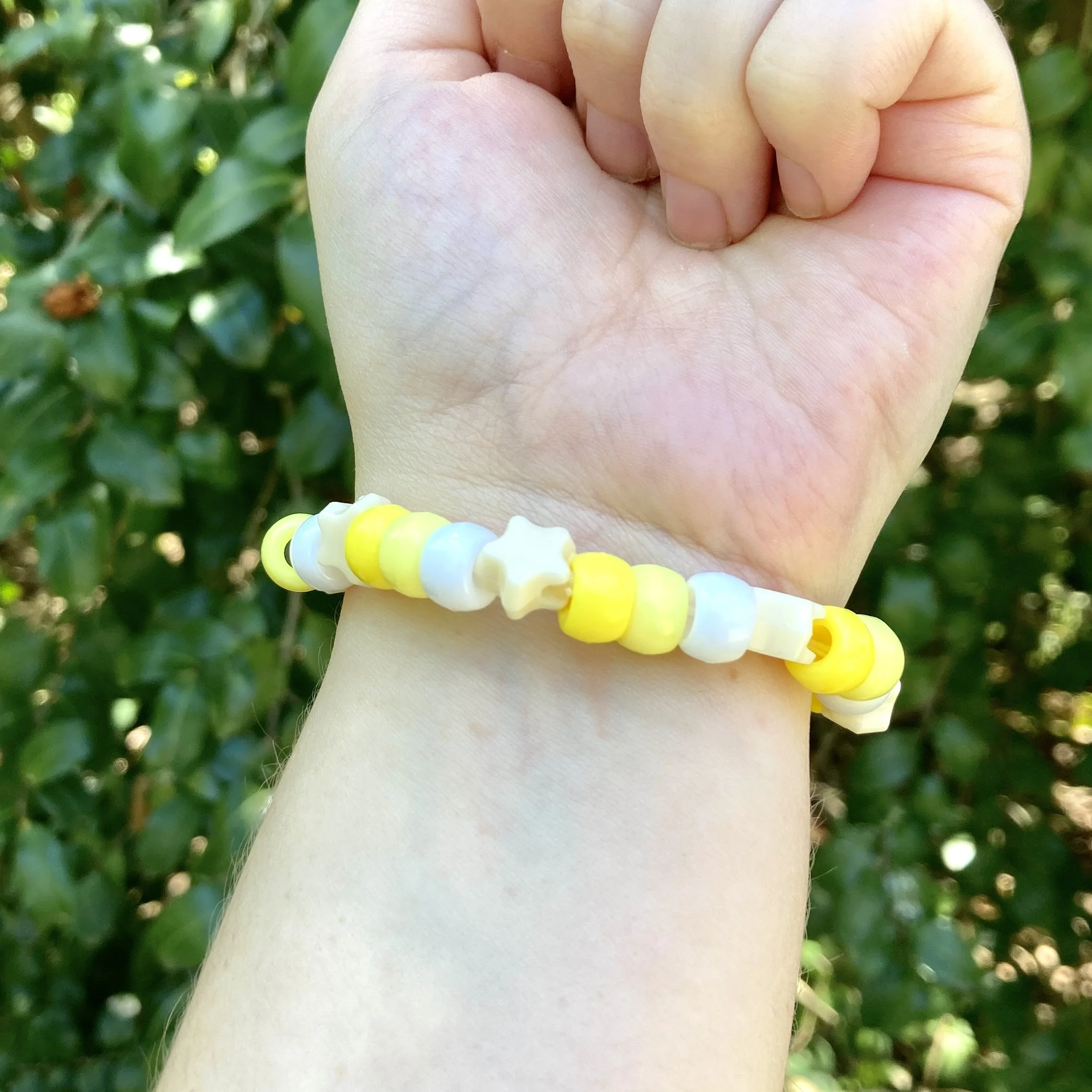 Ombre_Pony_Bead_Elastic_Bracelets_yellow_2.JPG