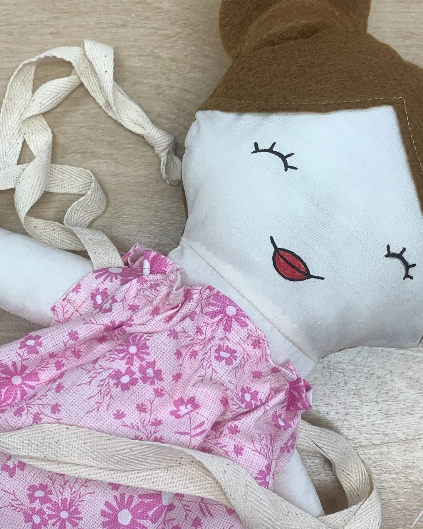 Ready, Set, Sew with Little Threadbook each month!

Issue No. 1 of Little Threadbook is now ready for your kids to sew, play, and create. Thanks for your feedback!

Subscribe with the link in our bio to start stitching! 

https://create.thecommonthre