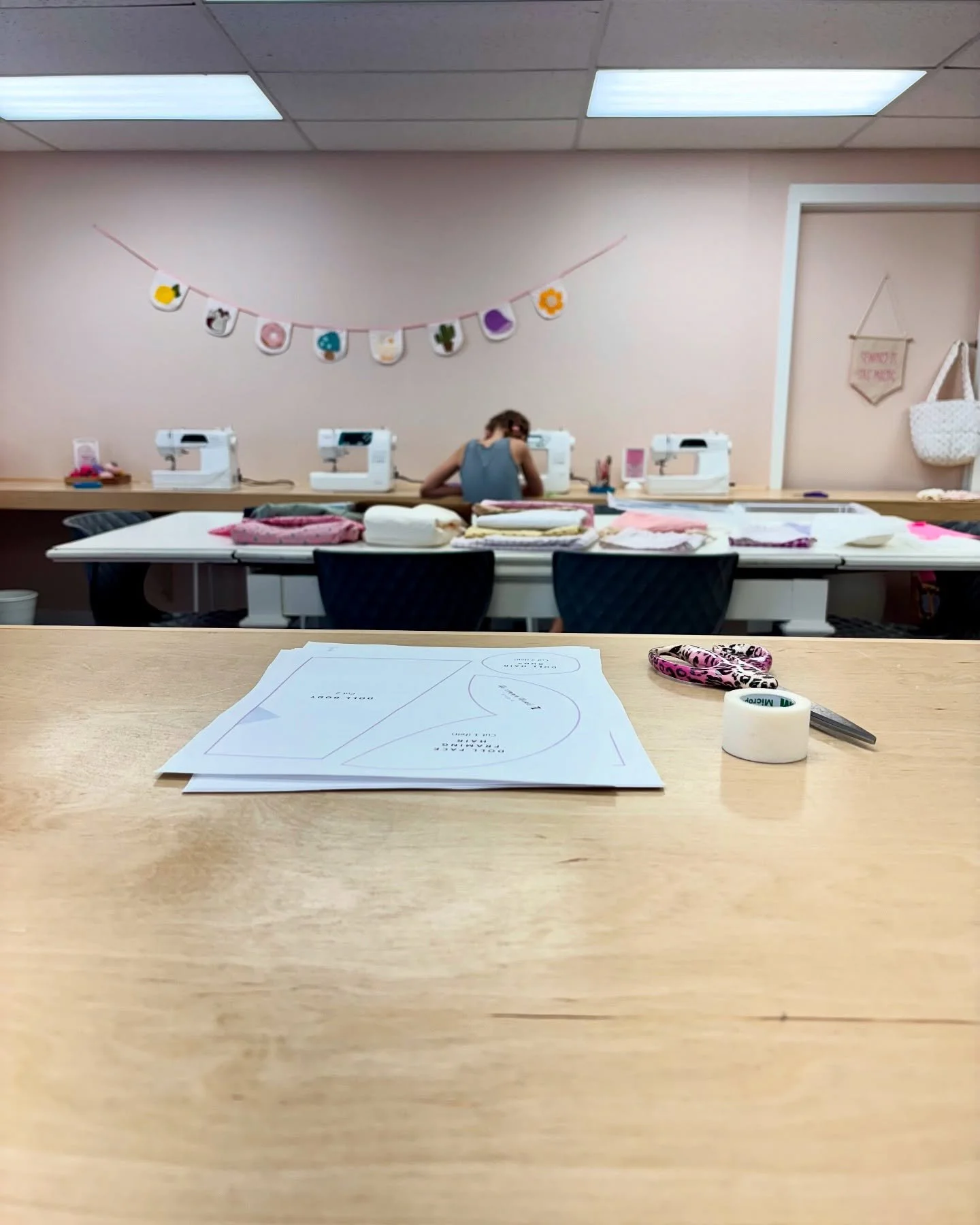 Little Threadbook members, SAVE THE DATE  for Saturday, September 27th for our first Sewing Club together! 🪡 

Plan to bring your little Threadbook and materials and we will sew together! More info to come via email!