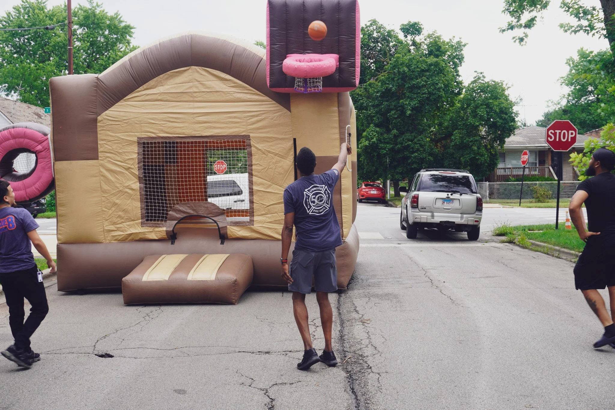 A big thank you to the Roseland community for coming out and making our PlayStreets event such a success! It was amazing to see families, kids, and neighbors enjoying the day together. Your support helps build a stronger, safer, and more connected co