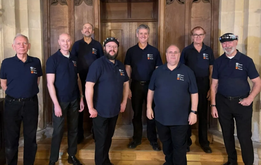 Sea Shanty Concert with Short Drag Roger