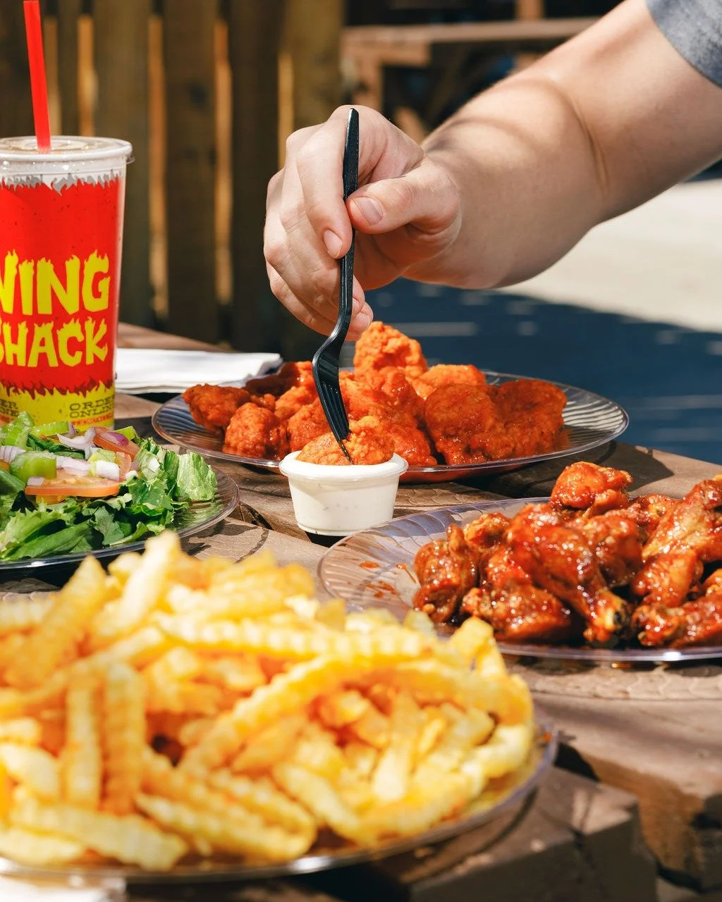 Get ready to make Tuesday your new favorite day of the week! 🤩
Get your order of 25 or more of our crispy, beautifully fried boneless wings spun in your favorite Wing Shack sauces for just 60&cent; a wing! 😲😋
Don't forget to get some house made ra