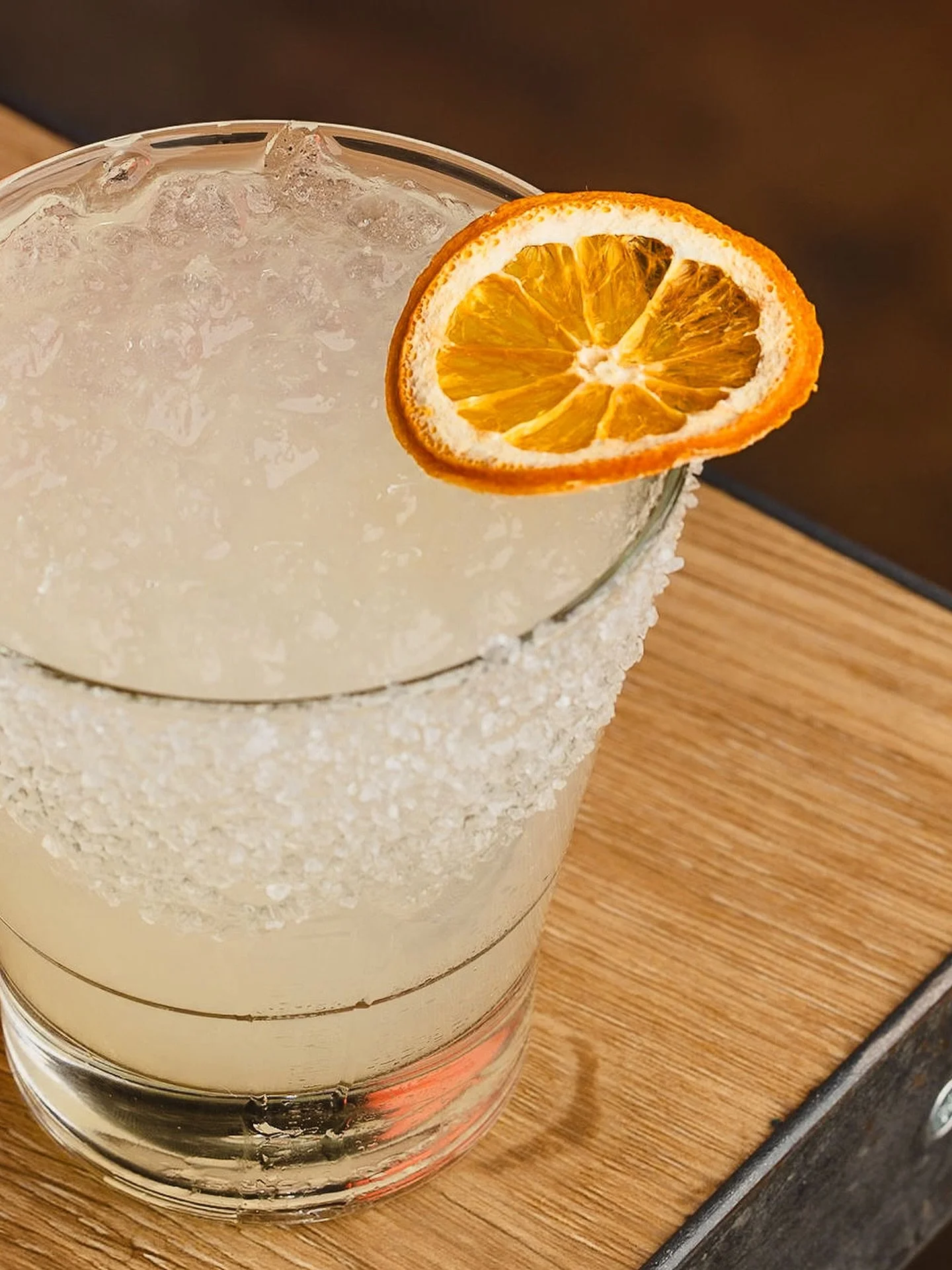 Margs are the best way to start the week 👀 Come by for $5 House Margs all day, every Monday! 

Might as well get some tacos while you&rsquo;re at it&hellip;🌙