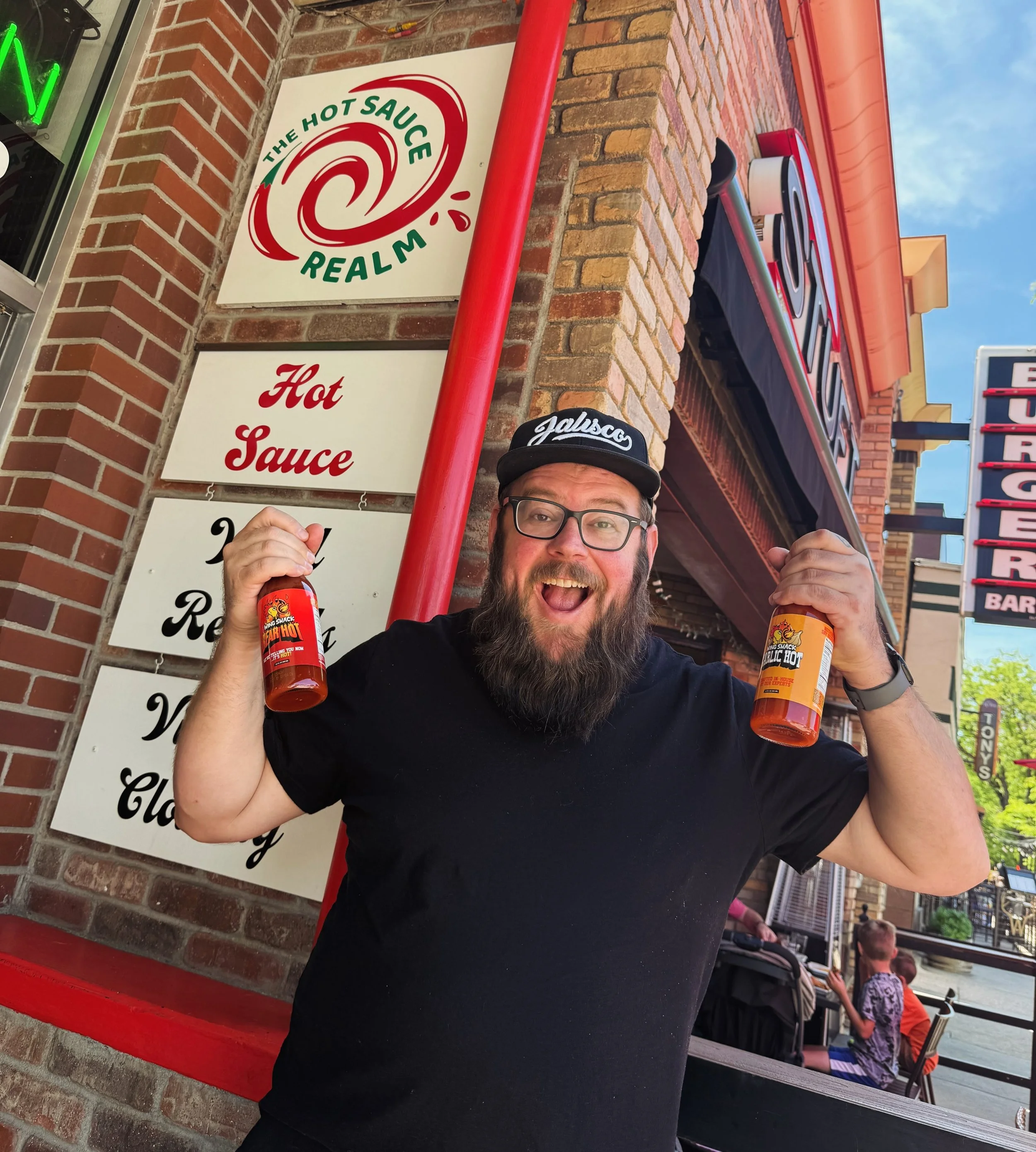 Garlic Hot and Bear Hot spotted in Old Town 👀🔥

Find us at @thehotsaucerealm and @thecupboardfortcollins and get ready to put these fan-favorite Shack sauces on ✨everything✨

This is your sign to make your next Old Town outing a little extra saucy 