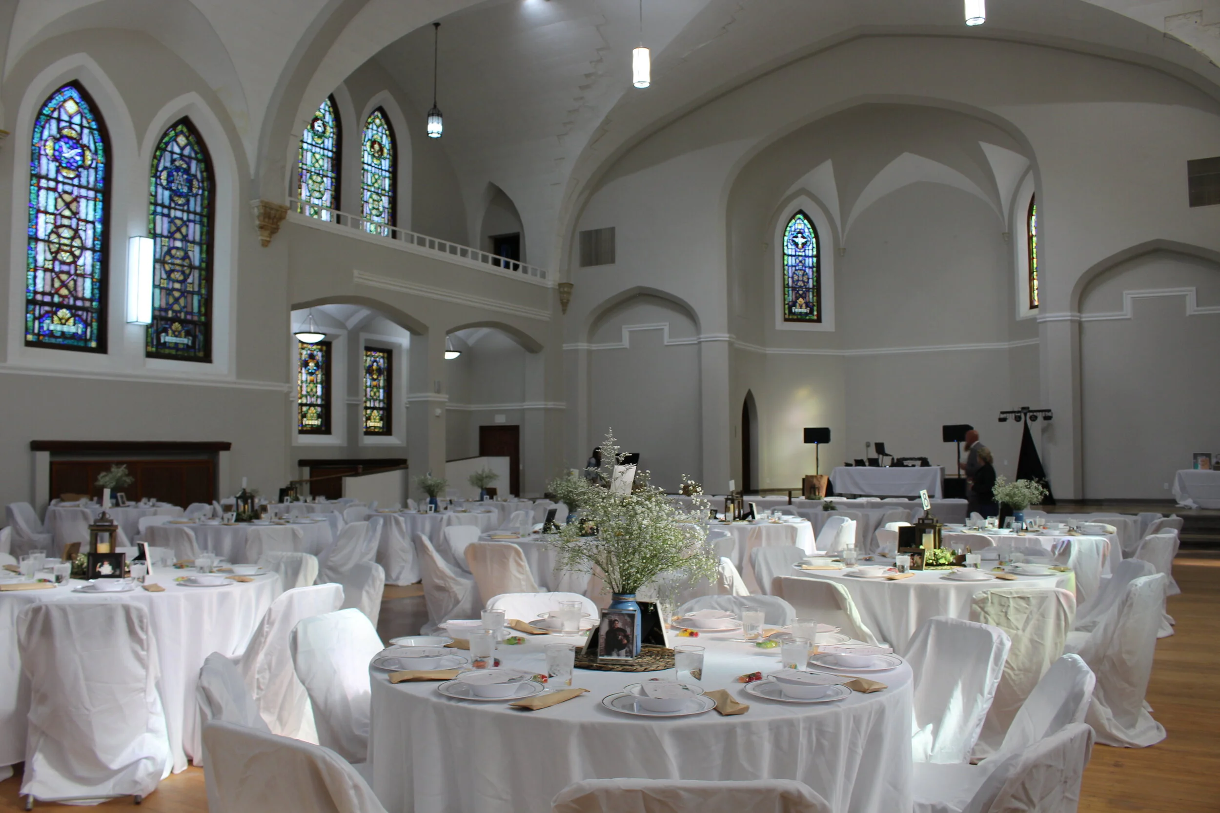 How to Plan a Ceremony and Reception in One Place at Dresden Castle Near Milwaukee, WI