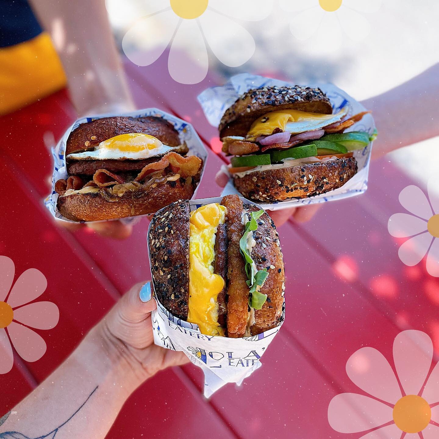 Lolas Food Truck A Delicious Journey on Wheels! Lolas Food Truck A Delicious Journey on Wheels!