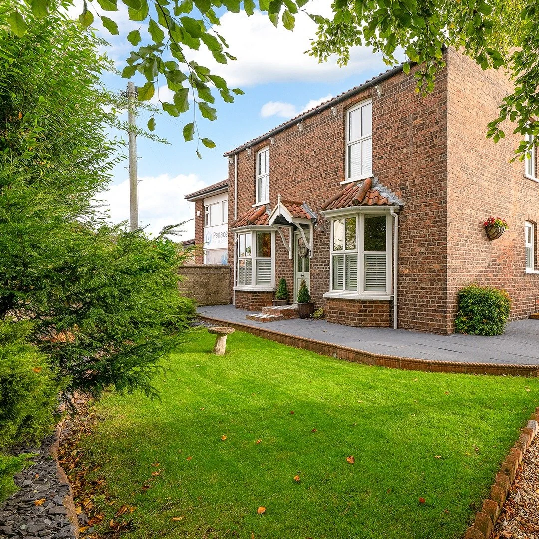 A few shots from Ashdale Farmhouse 🏡

📌 Waddington
🏡 @yourmovelincoln