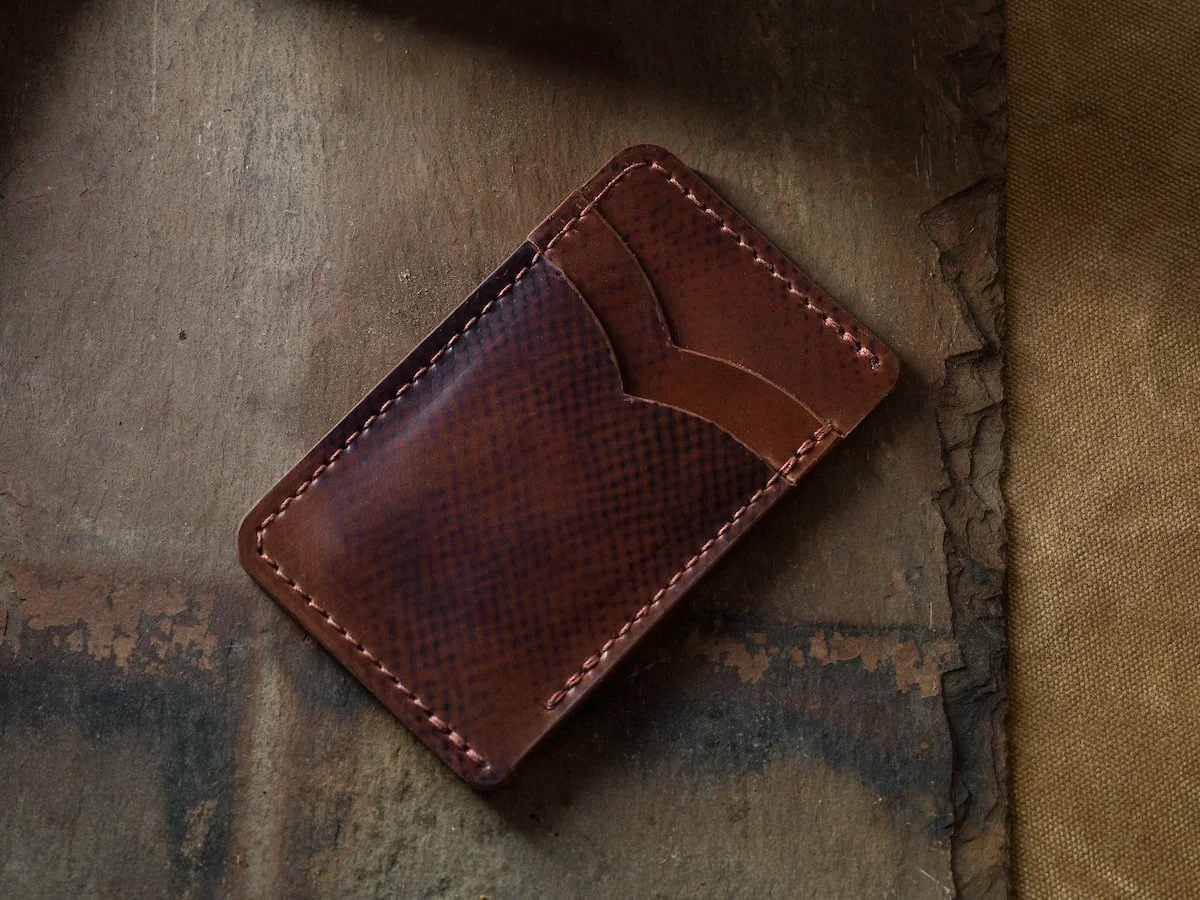 Shell Cordovan Vertical Card Wallet in Marbled Color No. 08 w/ Buffed Hatch Grain