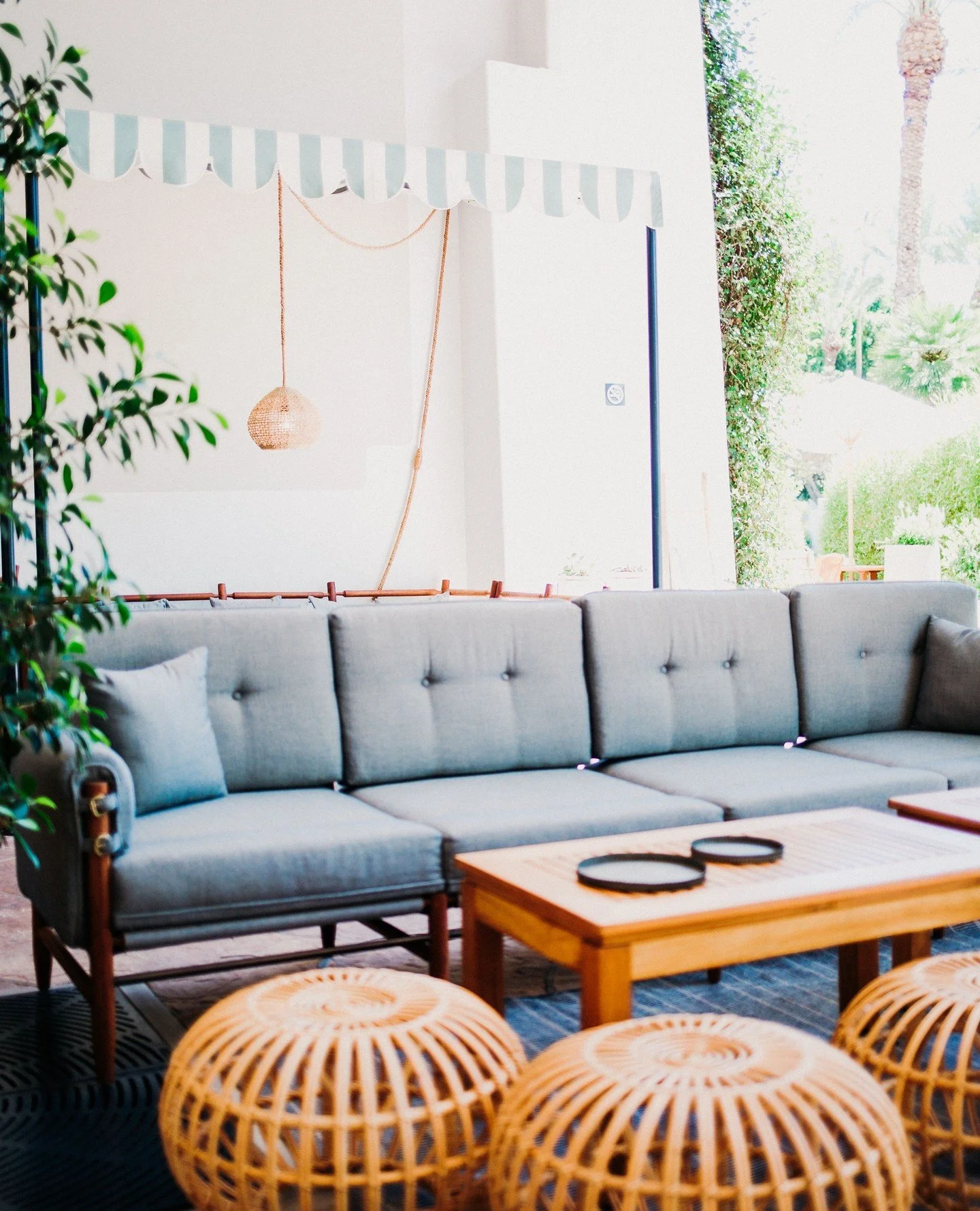 This spot just felt too good not to romanticize a little ☀️⁠
⁠
brand photographer &bull; scottsdale creative &bull; lifestyle moments &bull; coffee shop days &bull; behind the scenes⁠
⁠
#scottsdalephotographer #brandphotographer #lifestyleaesthetic  