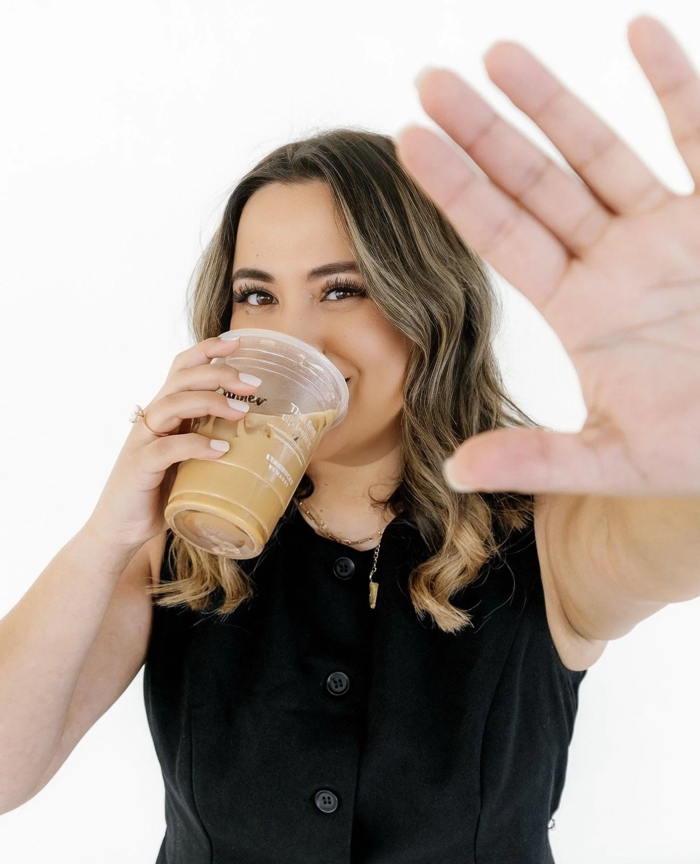 Lately I&rsquo;ve been focusing less on doing everything and more on doing the right things 🤍⁠
⁠
That looks like slowing down, being more thoughtful about the projects I say yes to, and working with people who genuinely value clarity, trust, and col