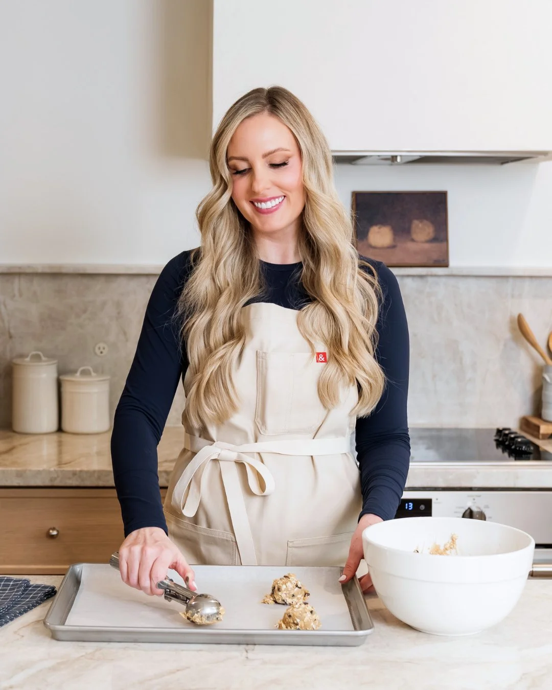 Brand photos should feel like what you actually do day to day 📸⁠
⁠
The way you work, the details, the environment you&rsquo;re in&hellip; all of it adds to how your brand is seen.⁠
⁠
When your photos reflect that, everything becomes easier. Posting,