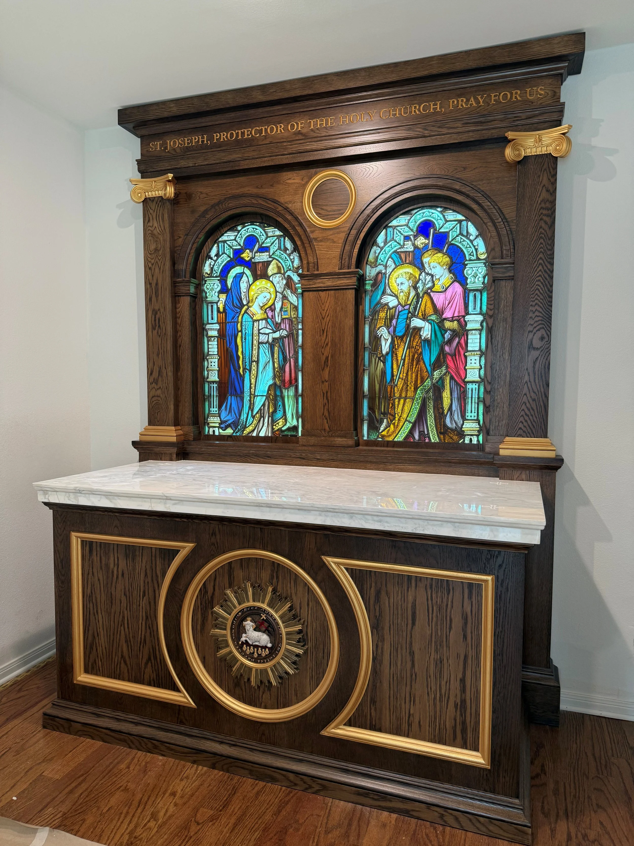 Altar1.jpg