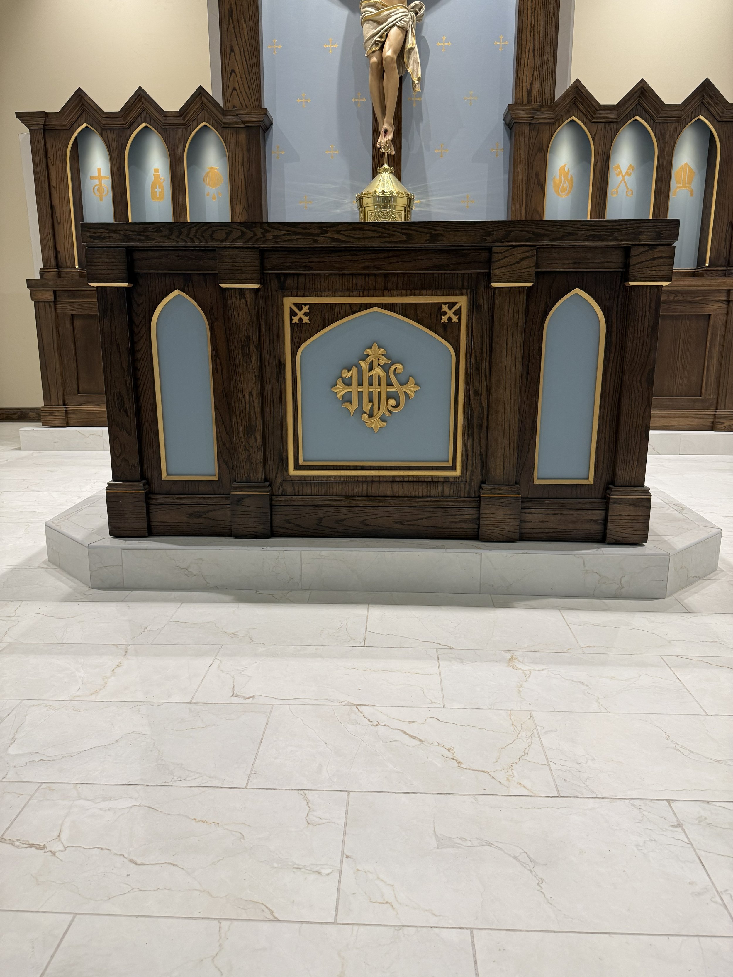 Altar - Our Lady of Mercy Catholic Church - Henderson, LA