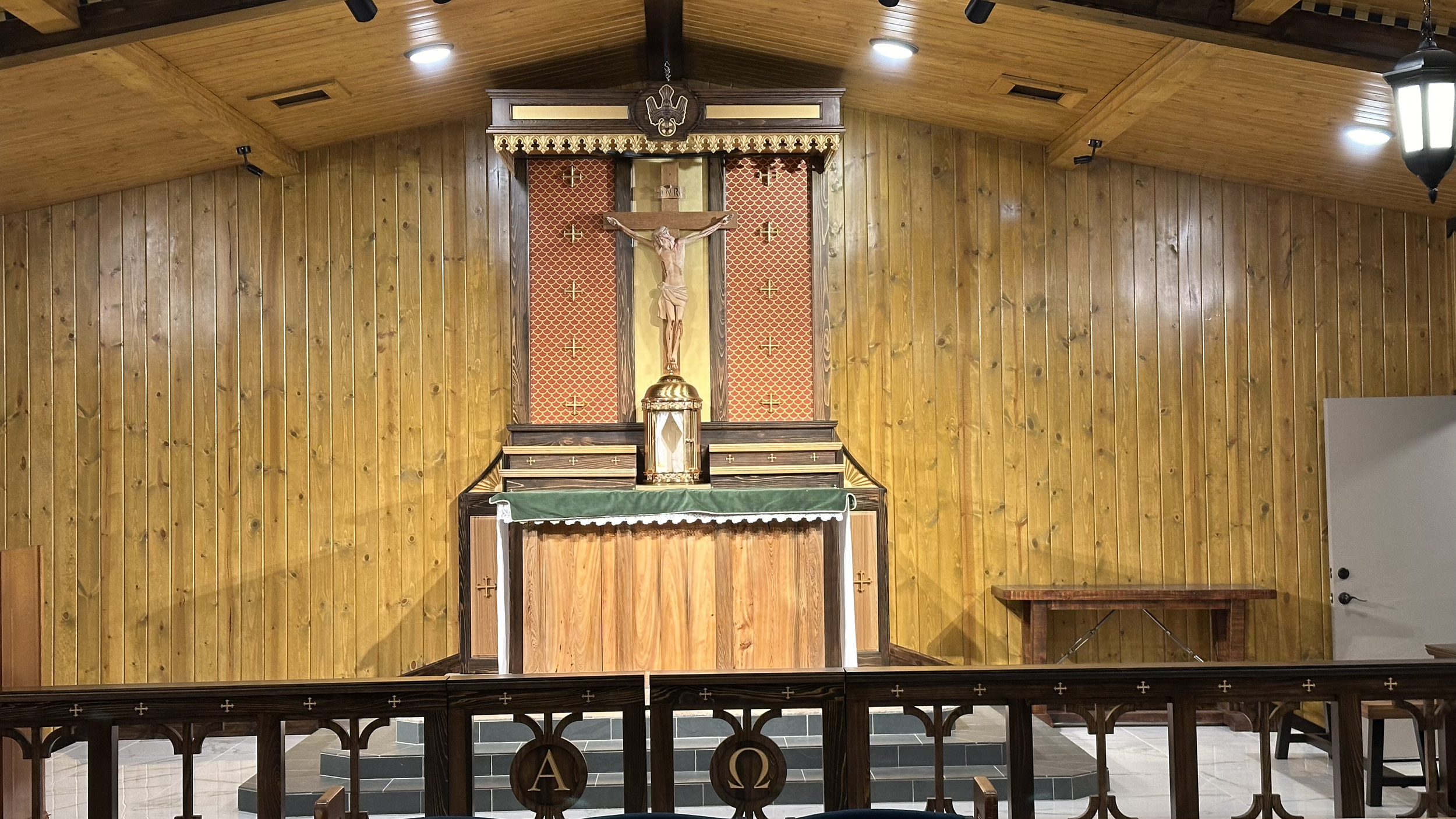 Altar Rail - Veritatis Splendor Chapel - Winnona, TX.