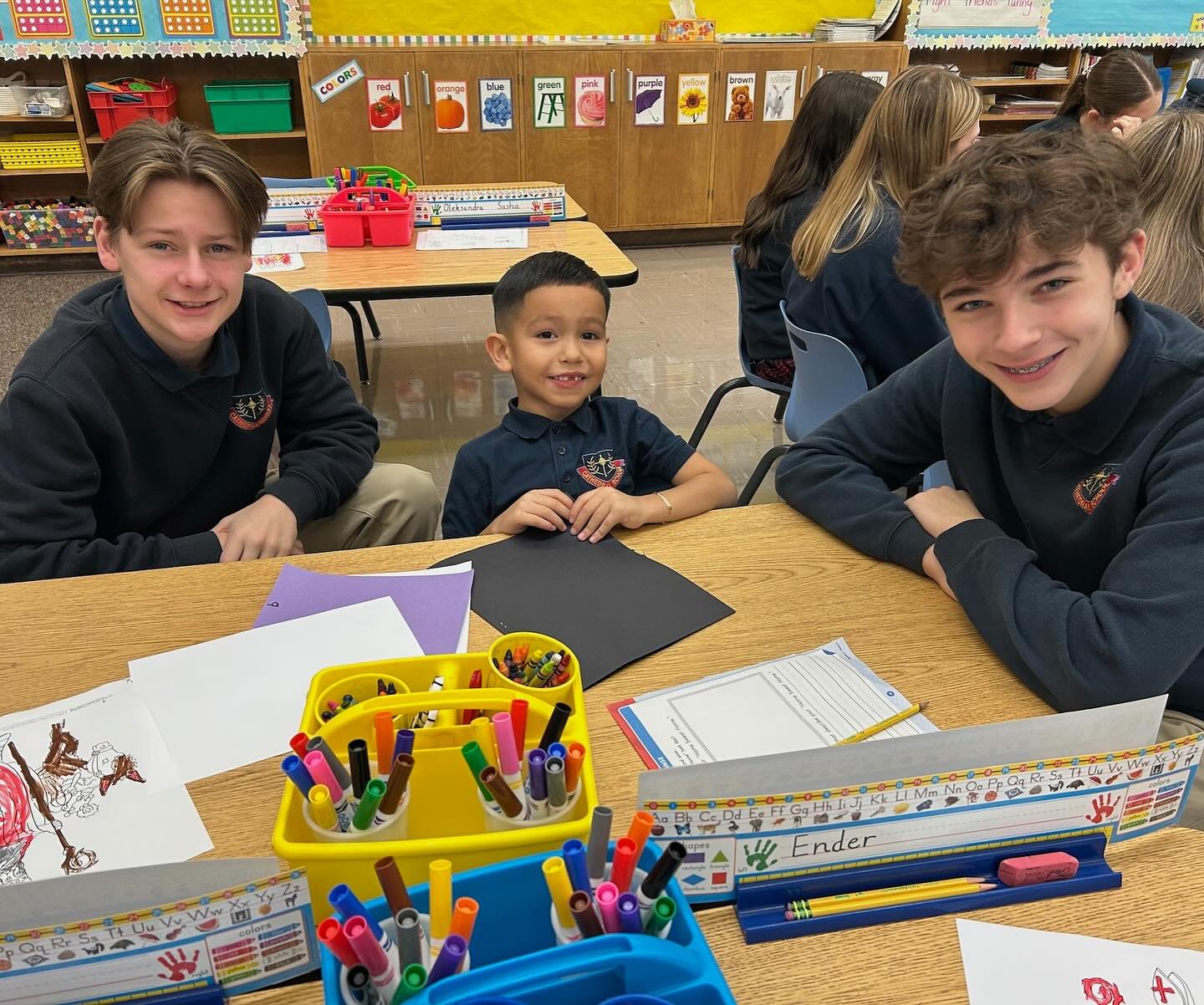 Classroom Happenings:
Kindergarteners read books they created in Spanish class to their 8th grade buddies while waiting for Saint Nicholas to stop by and leave a treat in their shoes!
