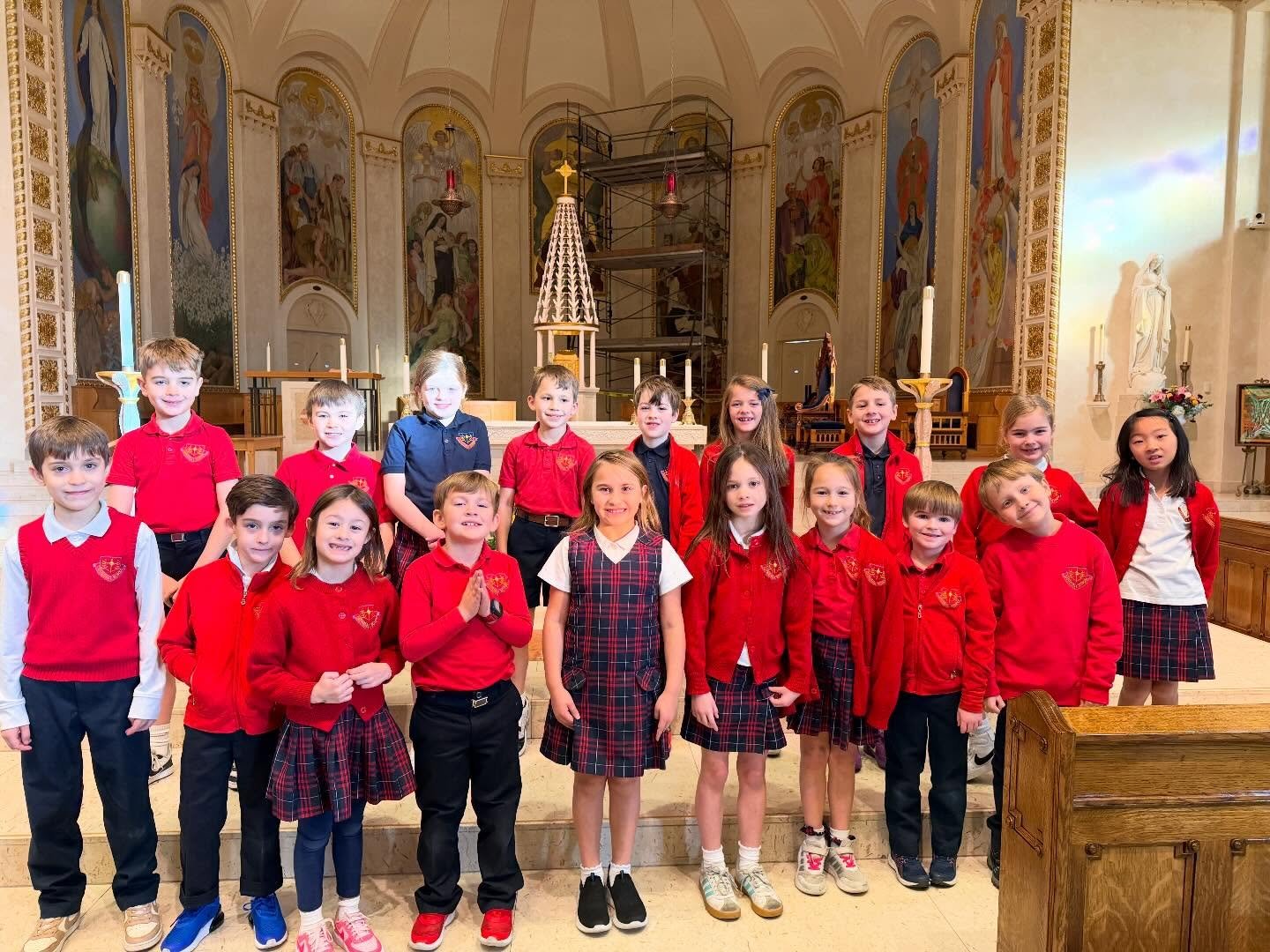 Our 2nd graders led Mass today, joined by the beautiful voices of our student choir.  Weekly Mass is a special time for our students to sit with their buddies and pray together. 

What a joyful celebration! 🙏🎶