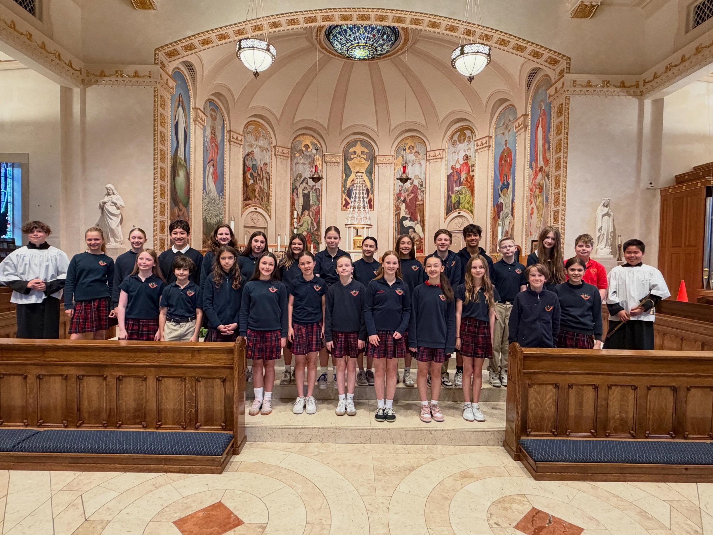 Our school community gathered for a beautiful Mass led by our 6th graders ✨

While their reverent leadership was visible to all, it reflects so much work happening behind the scenes- careful preparation, practice, and a commitment to serving with con