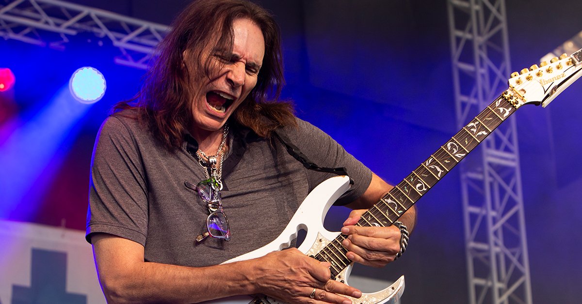 ae2749cb-5-questions-steve-vai-featured-image.jpg