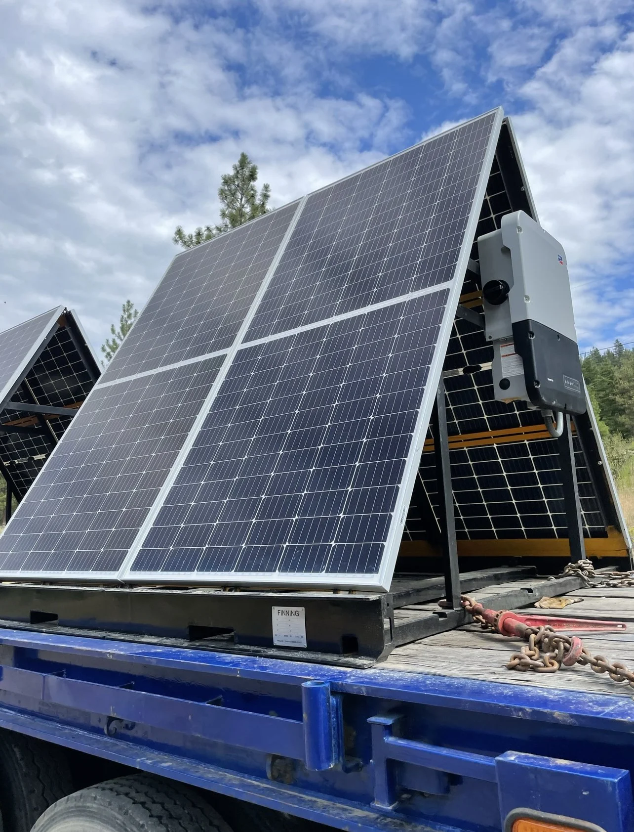 Solar Trailer Edison Motors