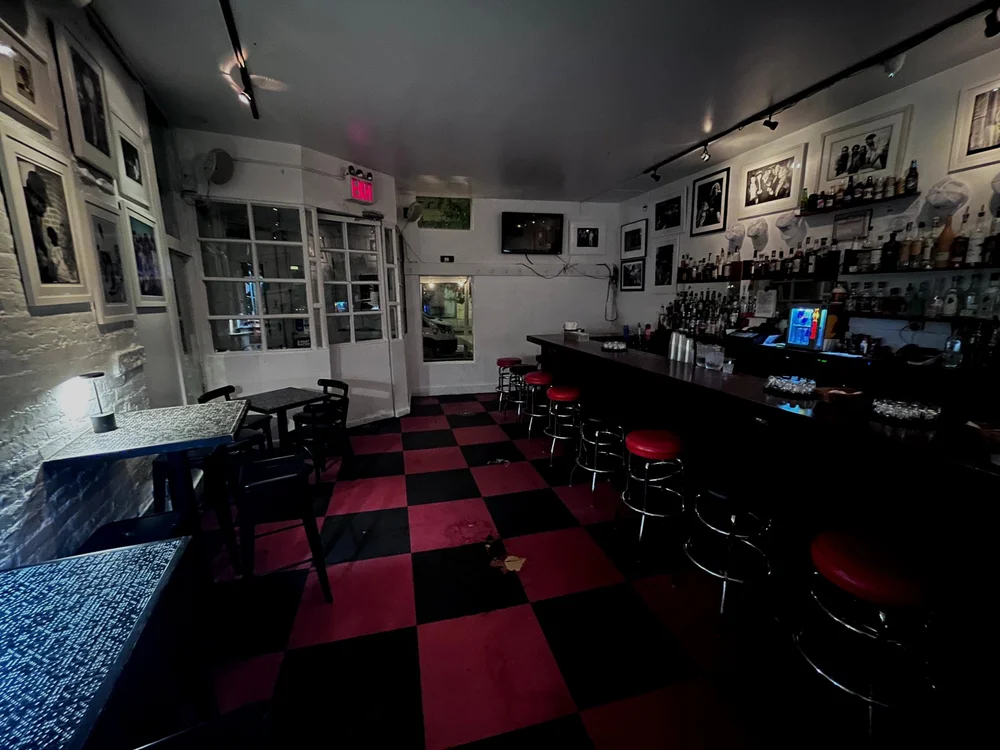 Bar photo 2