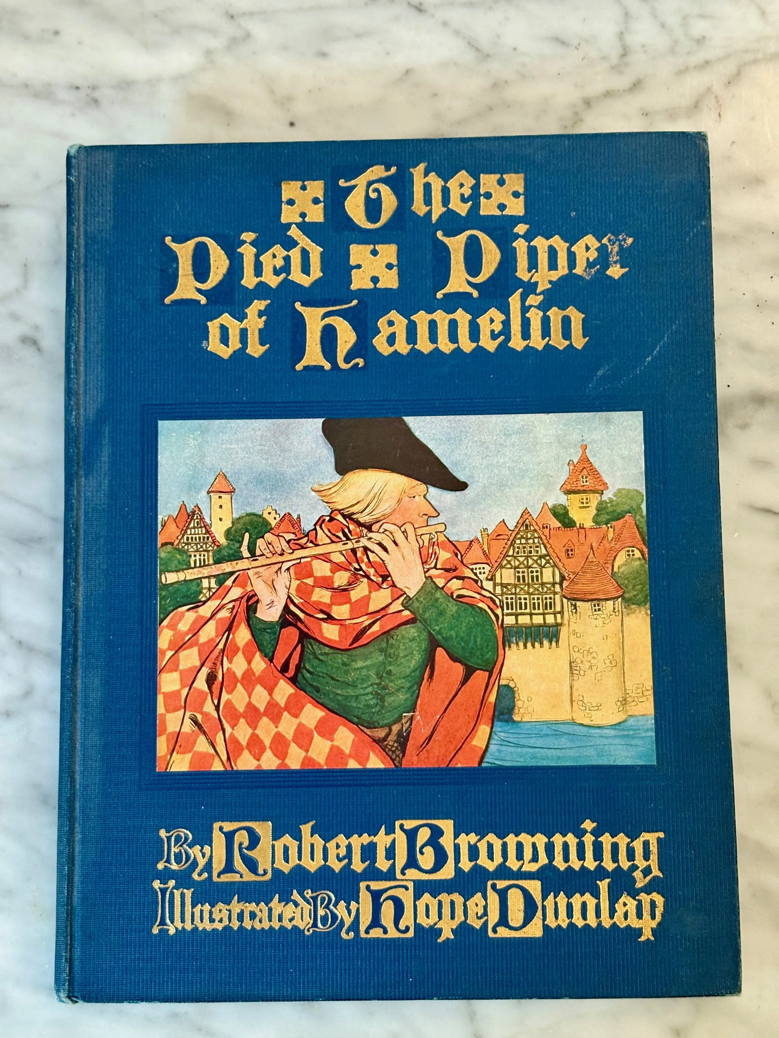 The Pied Piper of Hamelin by Robert Browning