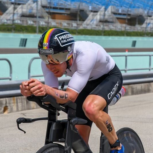 Missed #timetrialtuesday yesterday, but didn&rsquo;t want to wait until next week to post another snap of the @cadexcycling whip. 📸 @clashendurance