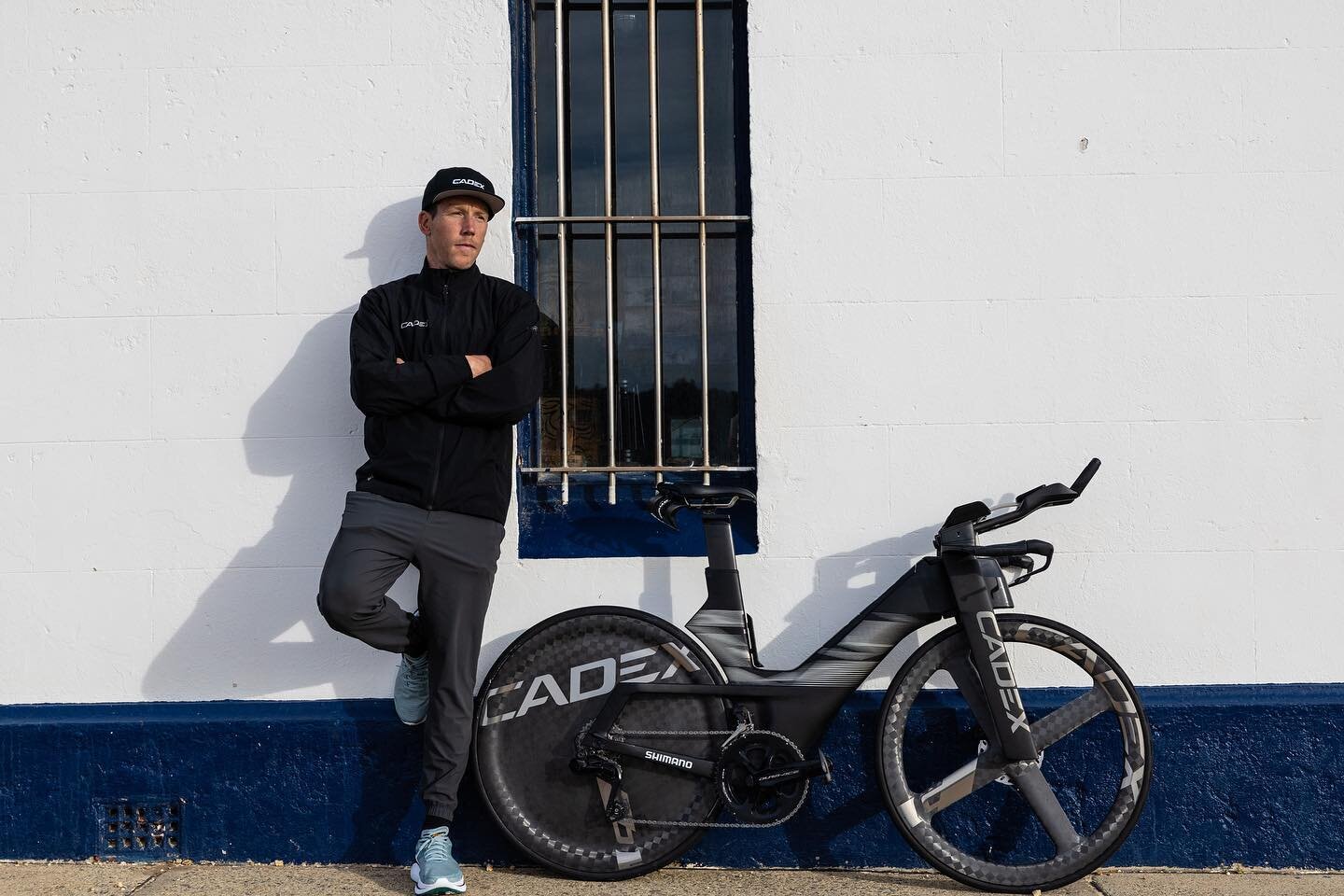 Go time for @ironmanoceania #IMAUS tomorrow morning. 

The @cadexcycling_aus black beauty is ready to rip - bolts tightened, and bottles safety secured (if you know, you know #PortRoads). Good luck to all racing. See you on other side. 

📸 @koruptvi