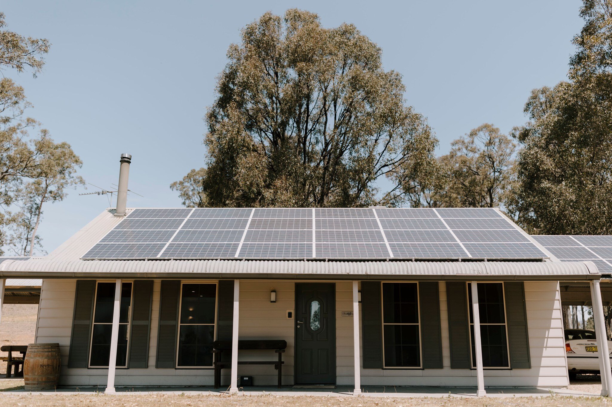 Need a break? Do you just want to put your feet up and enjoy a glass or 2 of wine surrounded by nature and just minutes from some of the best wineries in NSW?
Then we have the place for you! Come stay in one of our four cottages and just relax.
Enqui